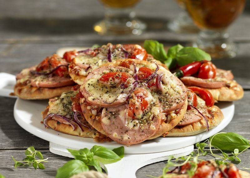 10 festliga recept med falukorv