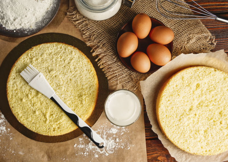 Sätt smak på kakan (och gör den saftig på en gång!)