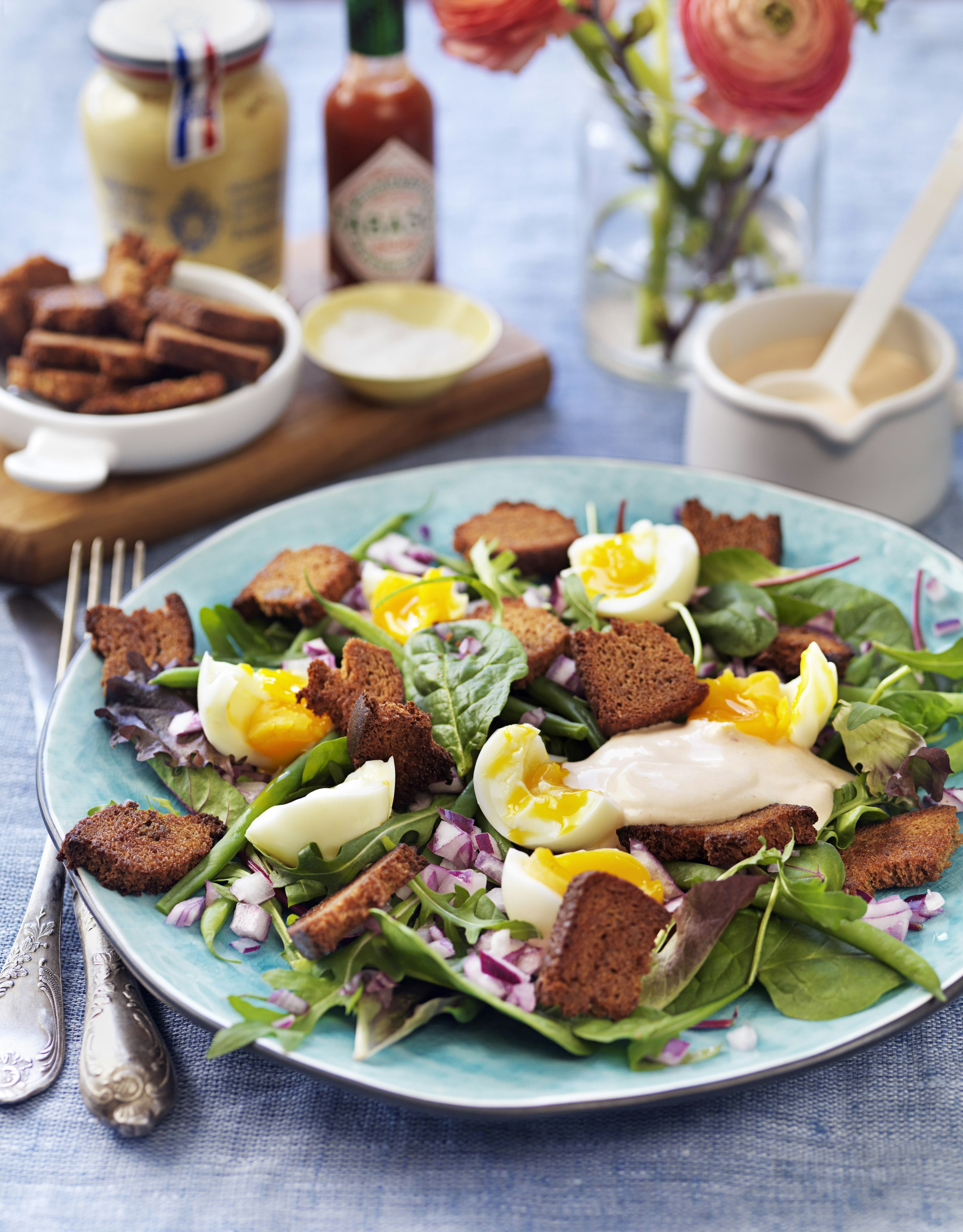 Äggsallad med senapsdressing