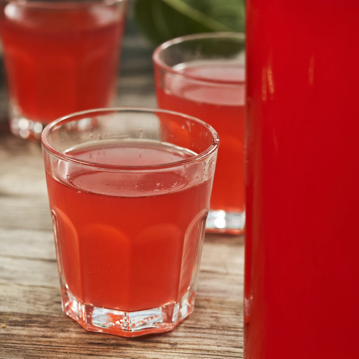 Applesaft Äppelsaft med lingon och kanel