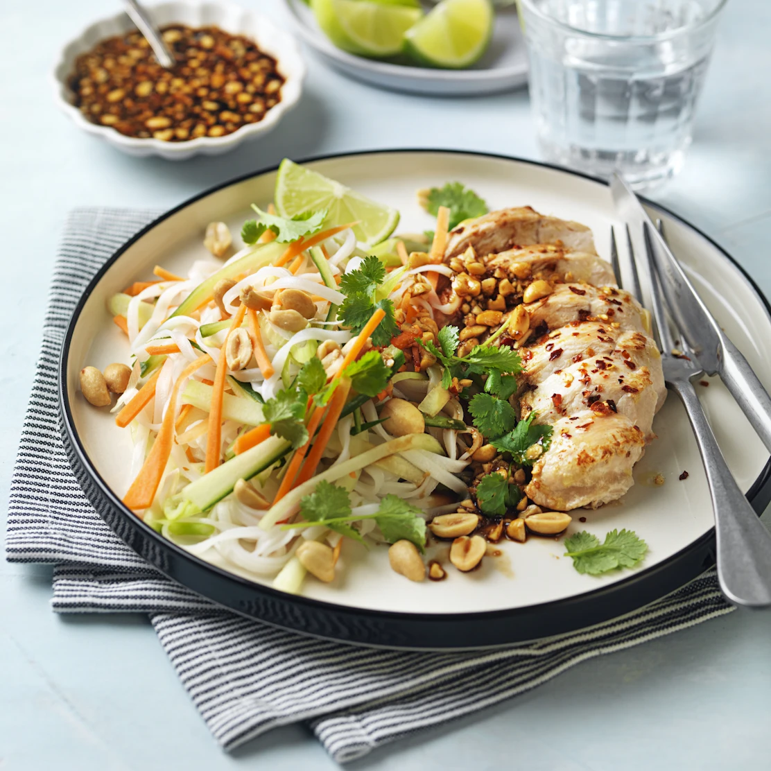 Asiatisk Kyckling Med Lime Och Jordn tss s asiatisk-kyckling-med-lime-och-jordn-tss-s
