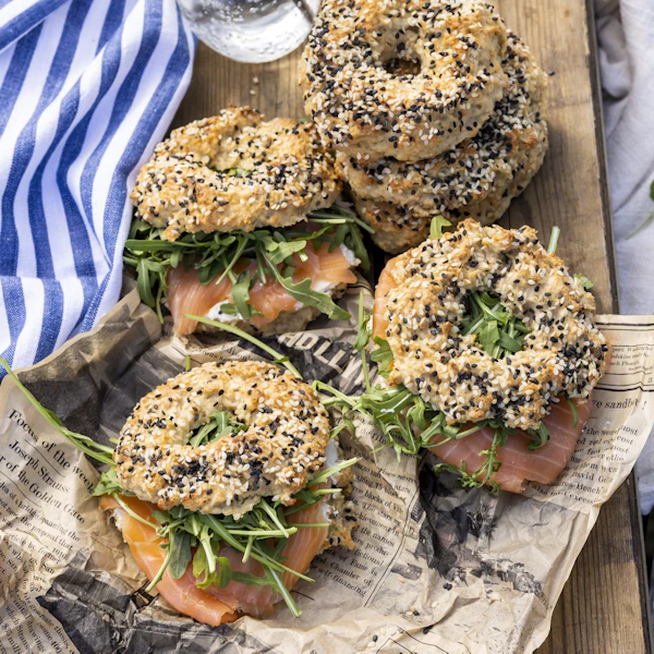 Enkla Bagels Med F rskost Och Lax enkla-bagels-med-f-rskost-och-lax
