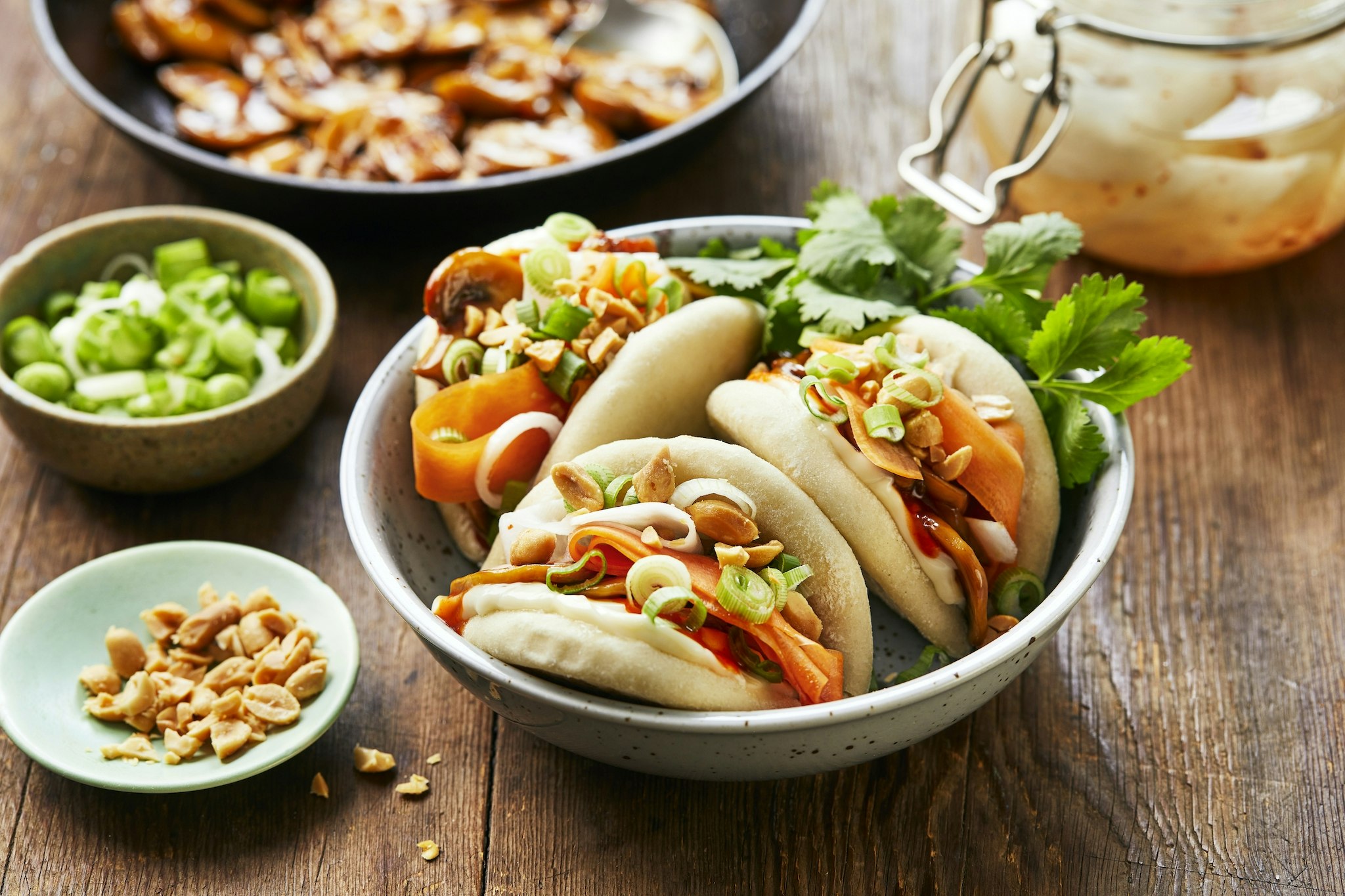 Bao buns med hoisinstekta champinjoner