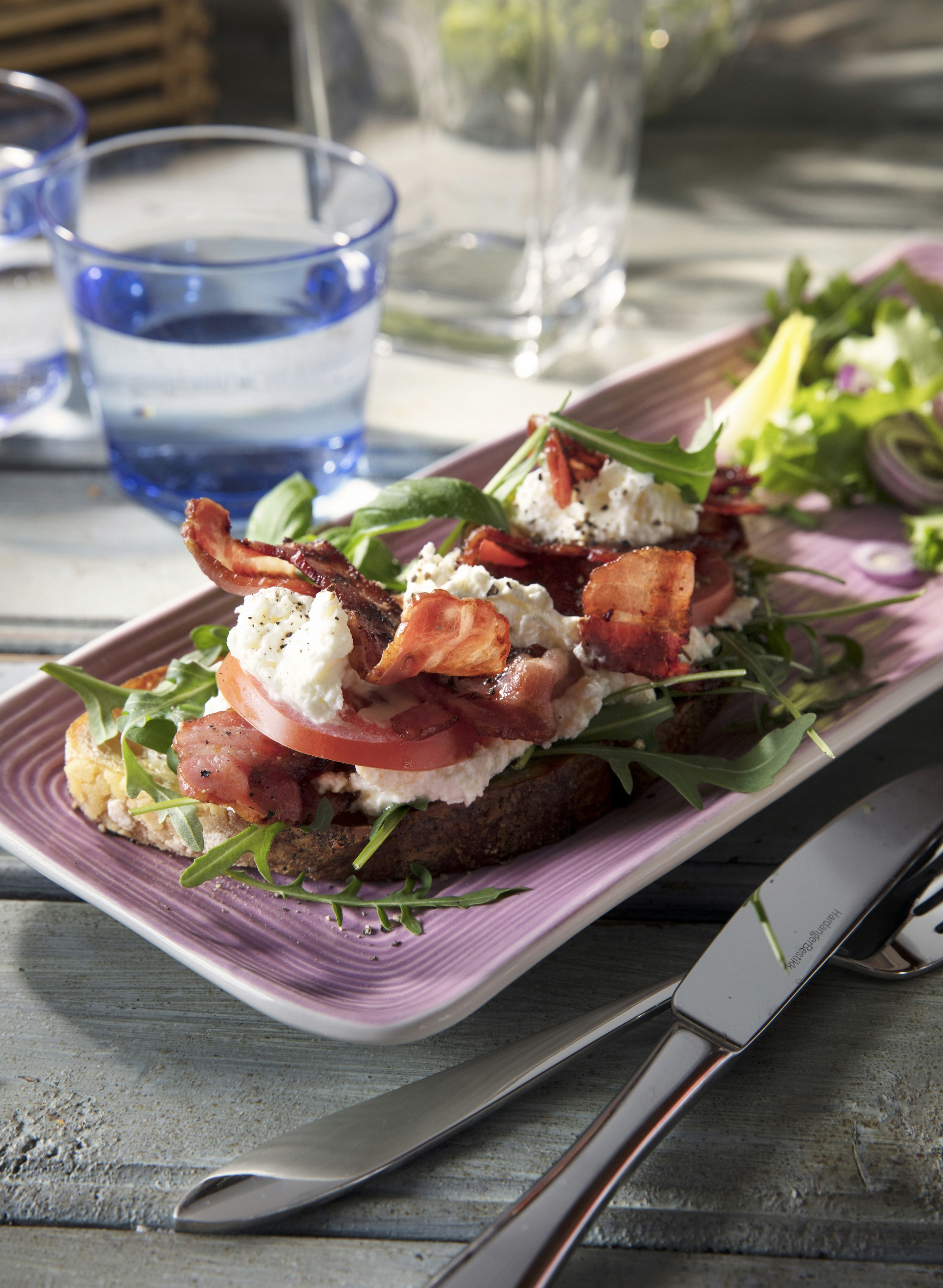 Bruschetta Med Bacon Och Fetaost