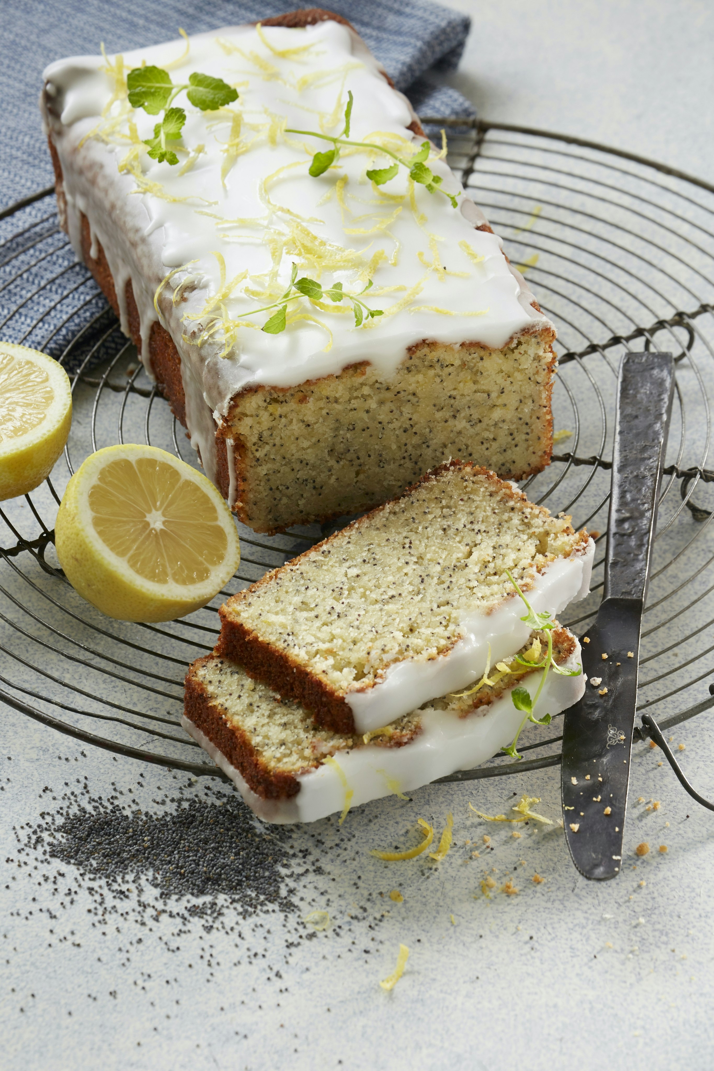 Citronkaka med vallmofrön