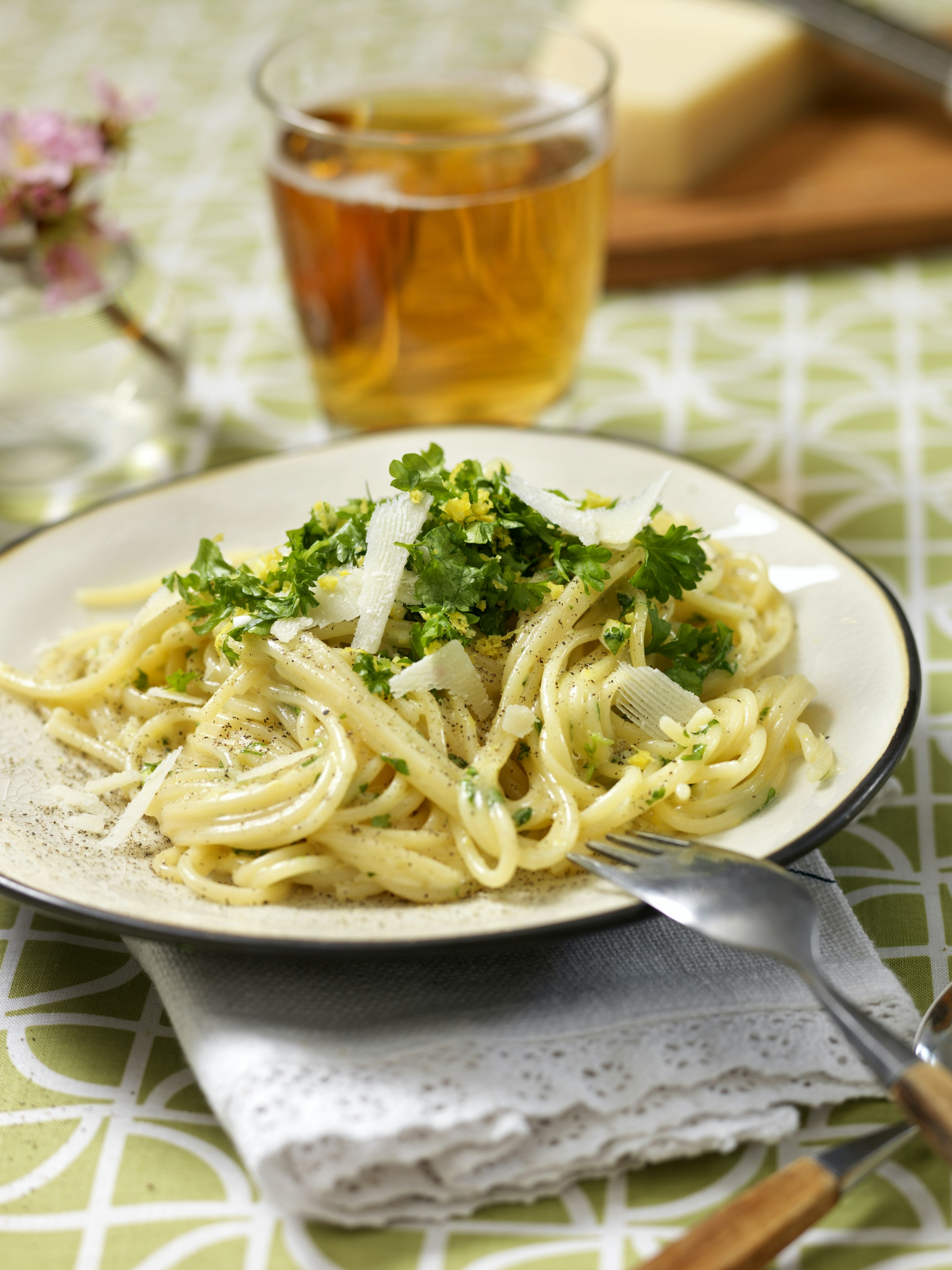 Citrusdoftande pasta med gremolata och parmesan