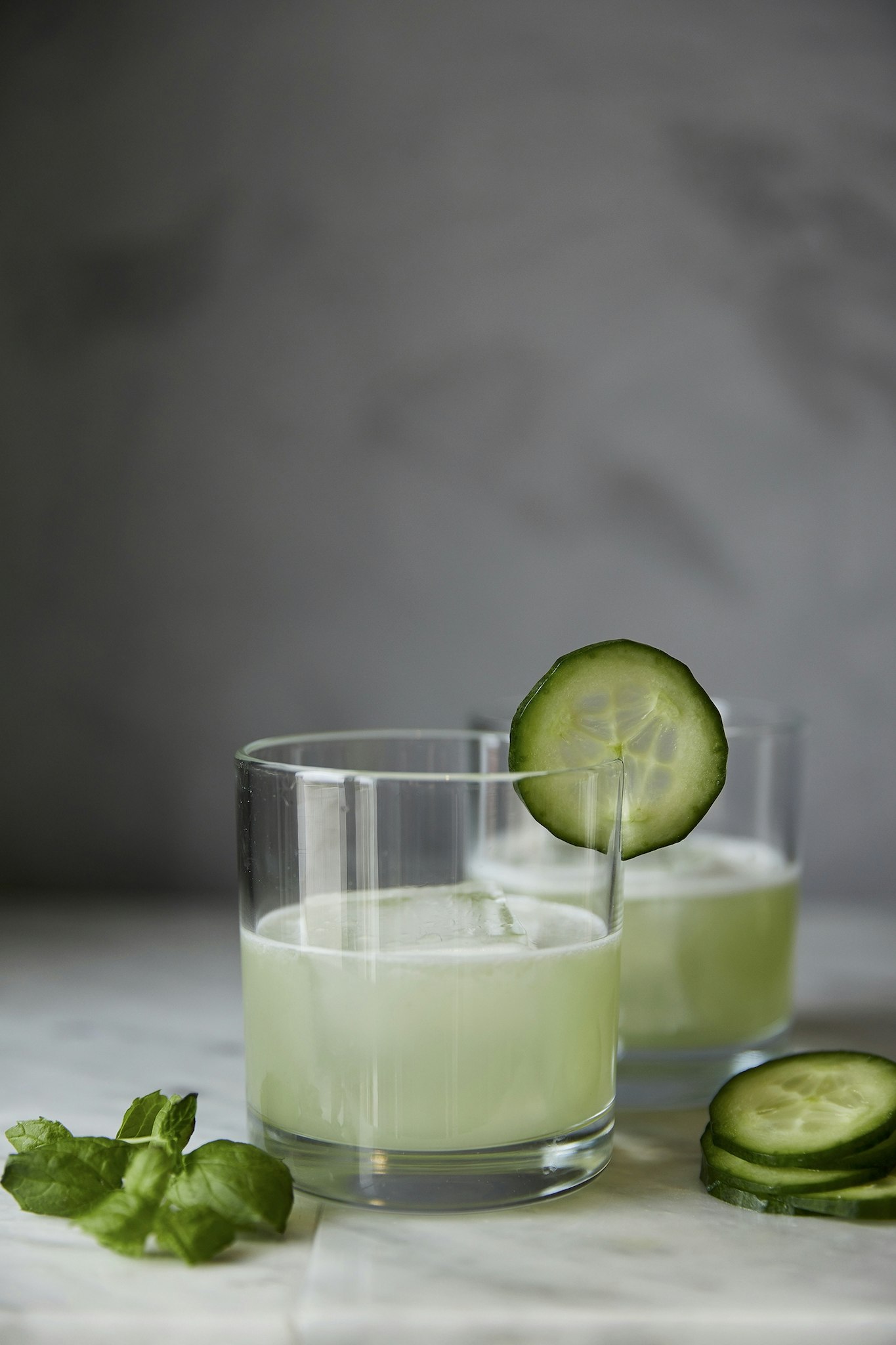 Cucumber ginger gin fizz