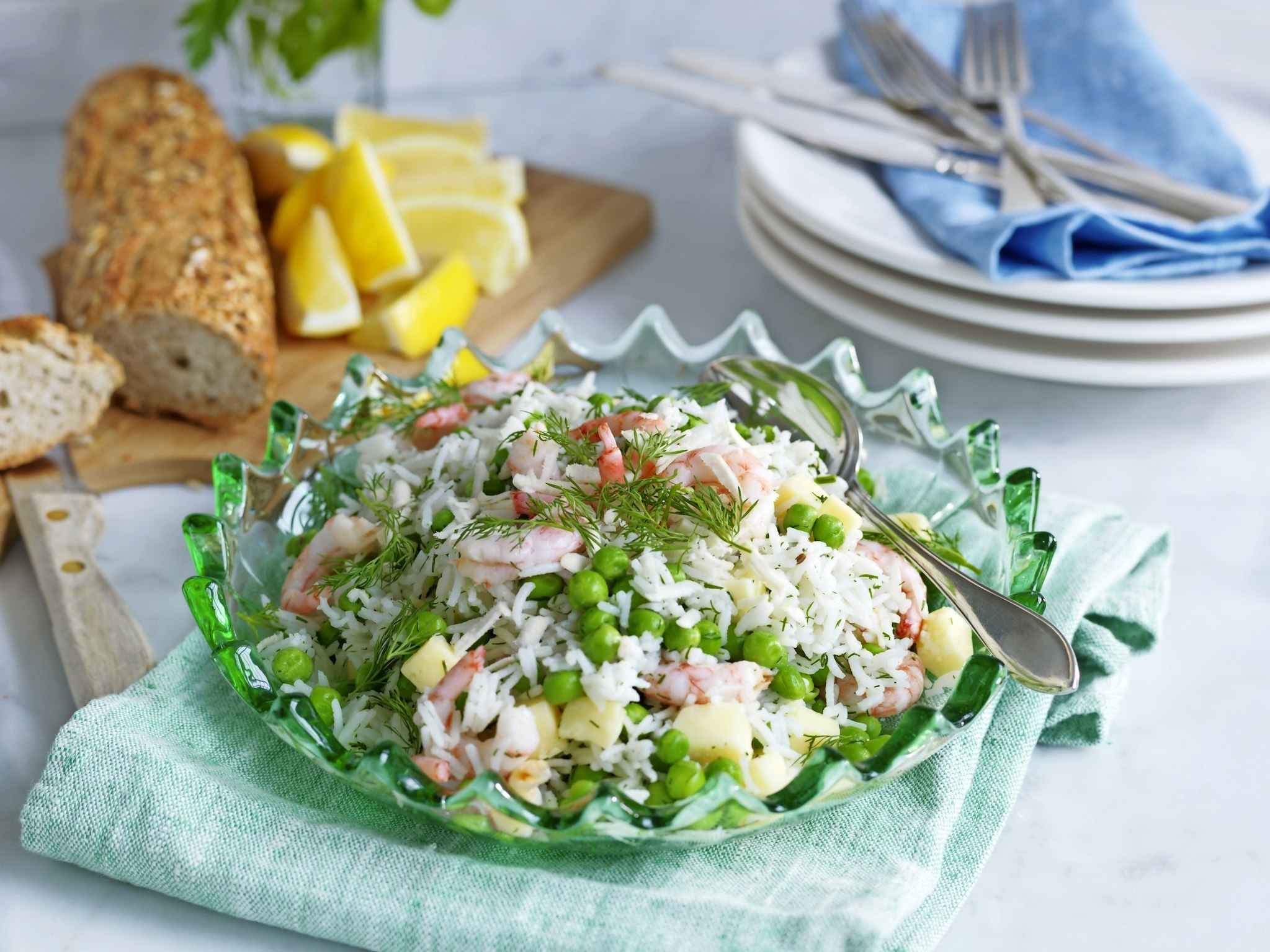 Dillris med räkor, ost och pepparrot