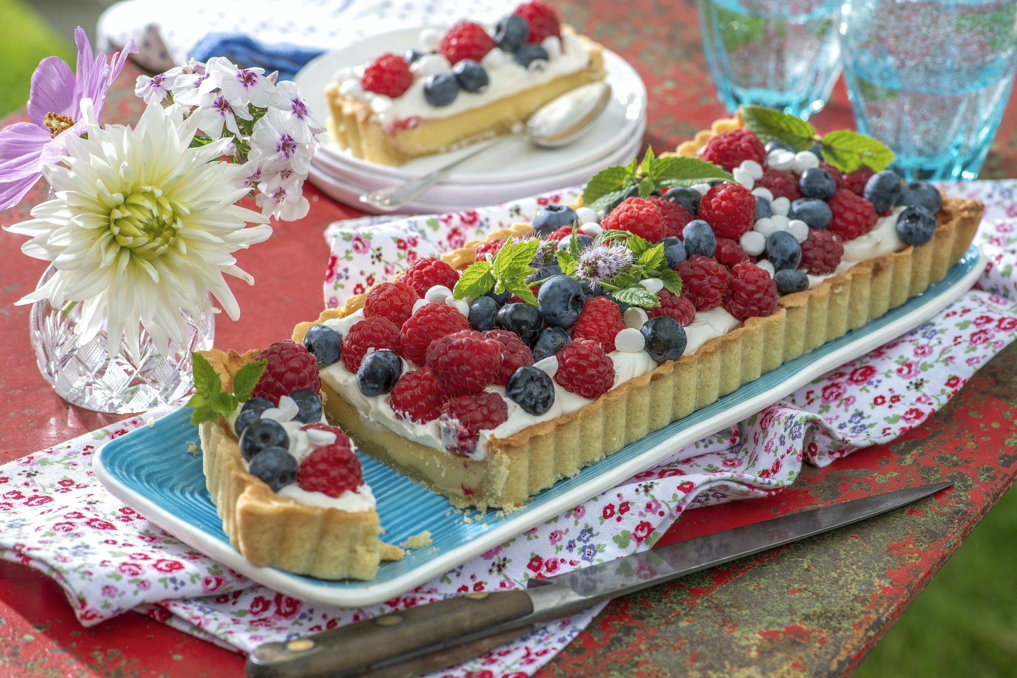 Drottningpaj med fläderkräm