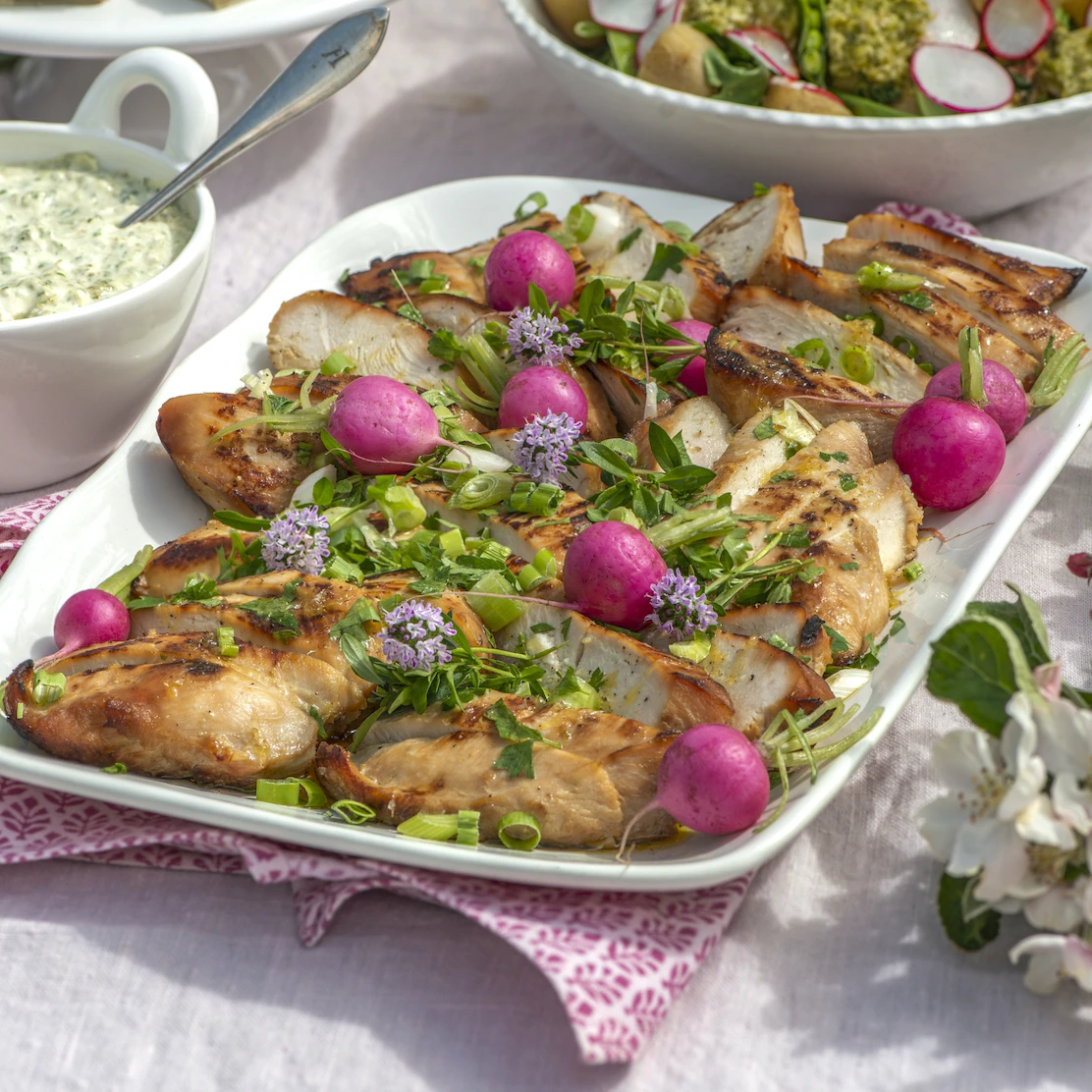 Kokt Kycklingfil Med Citron Och Rosmarin kokt-kycklingfil-med-citron-och-rosmarin