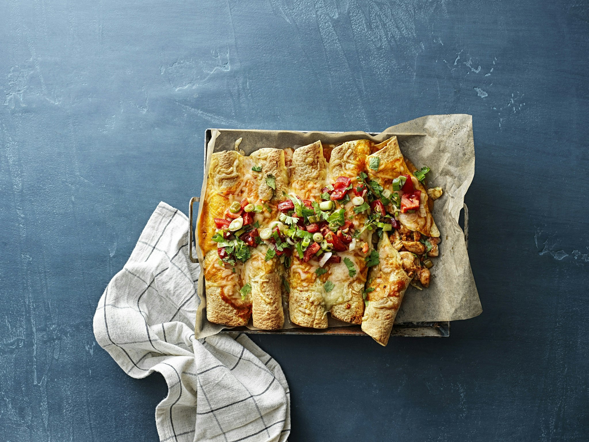 Enchiladas med kyckling och pico de gallo
