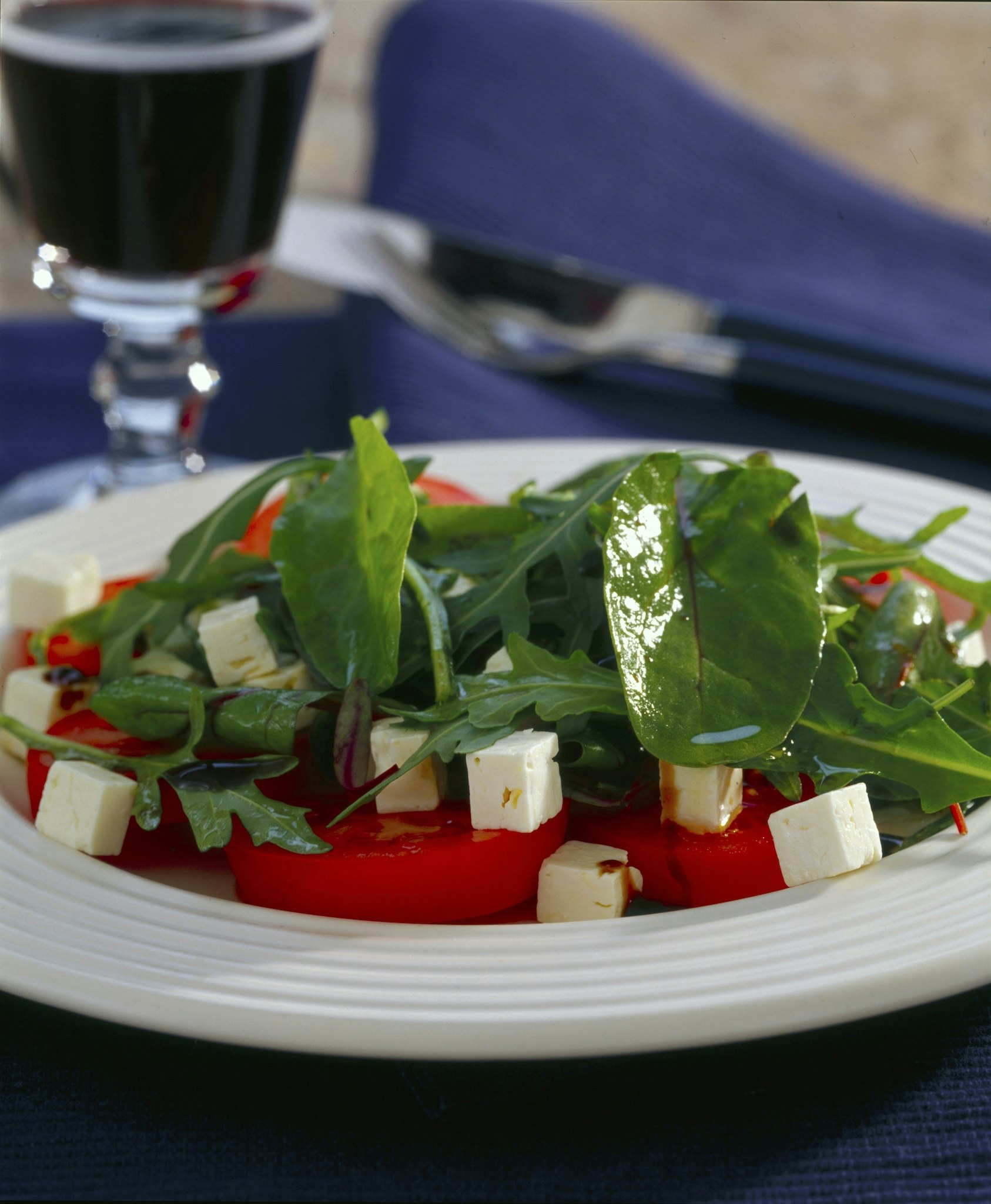 Enkel sallad med tomat och fetaost