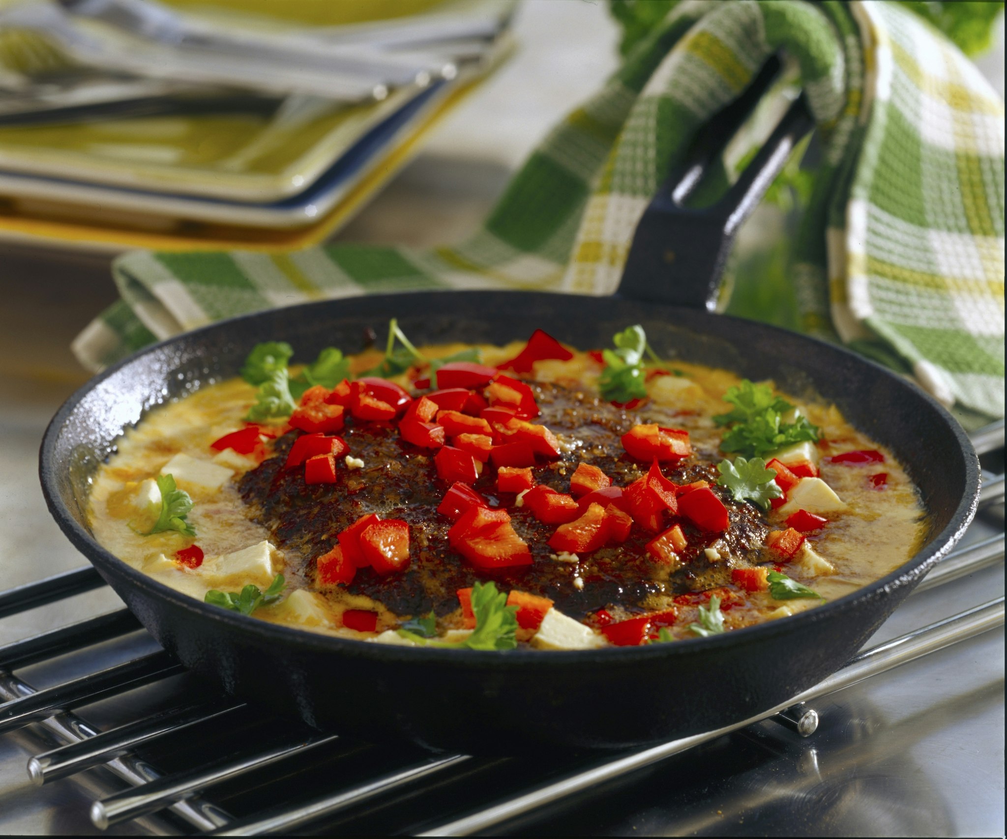 Färspanna med fetaost och tomat