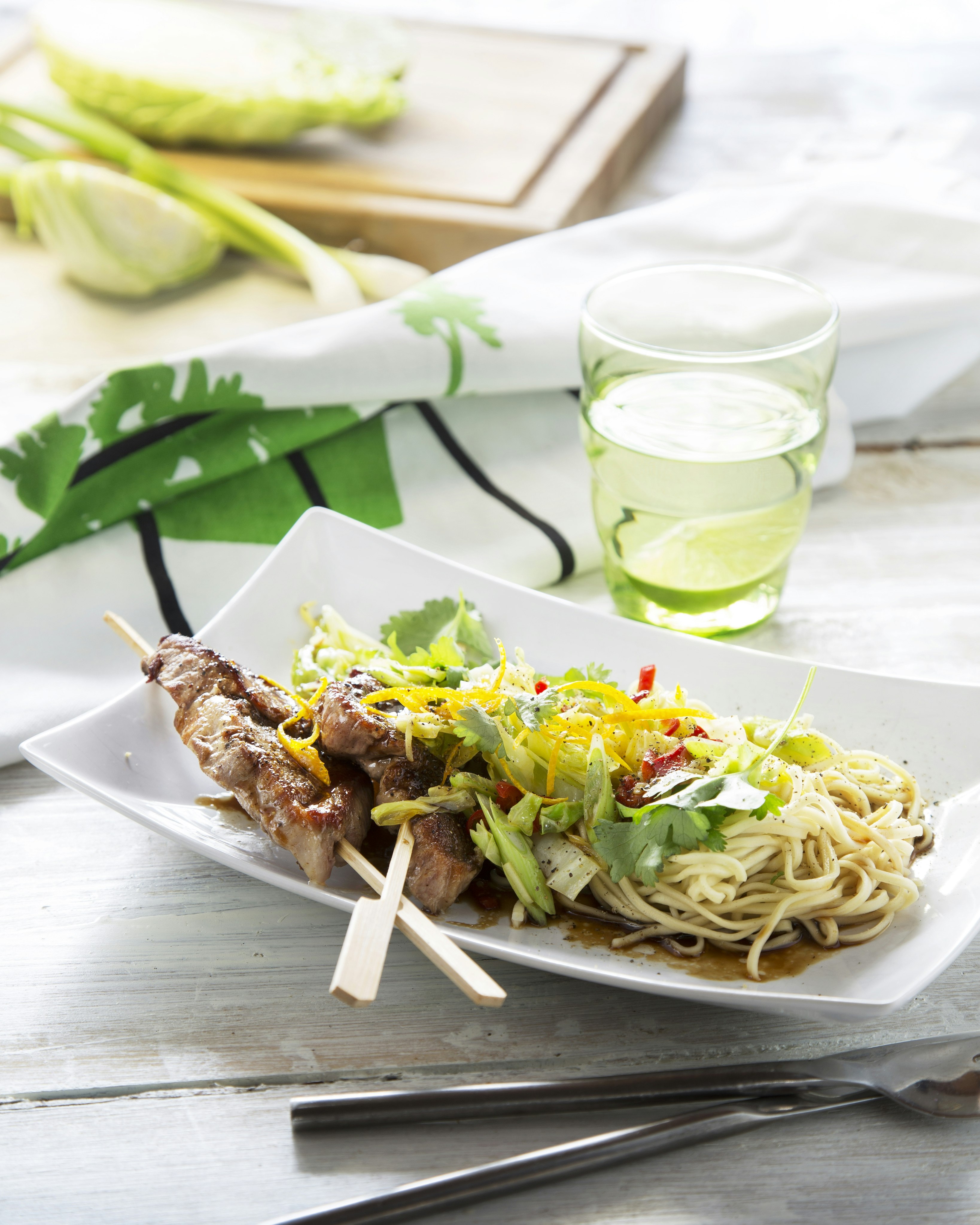 Fläskkarréspett med nudelsallad