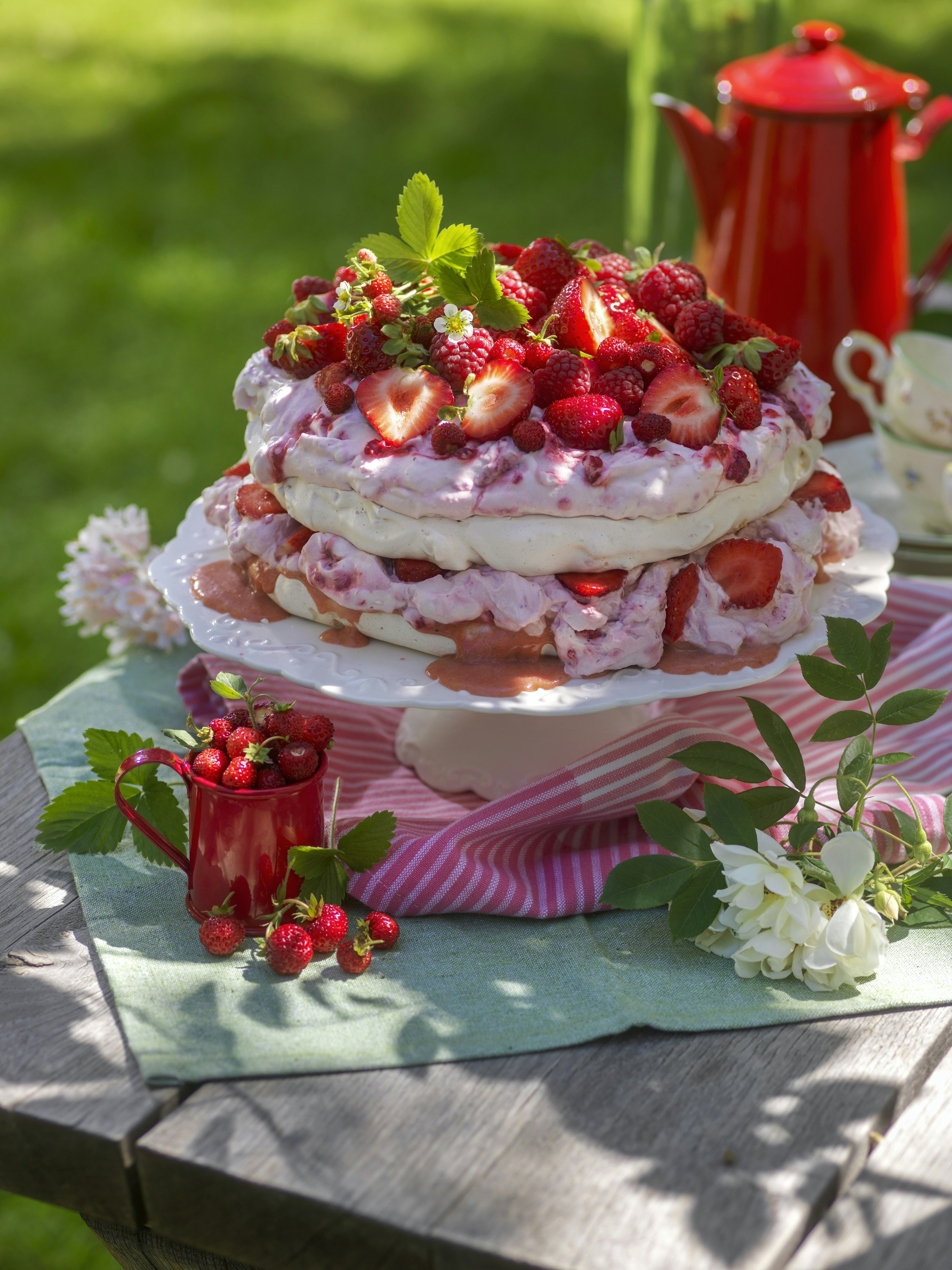 Fluffig marängtårta