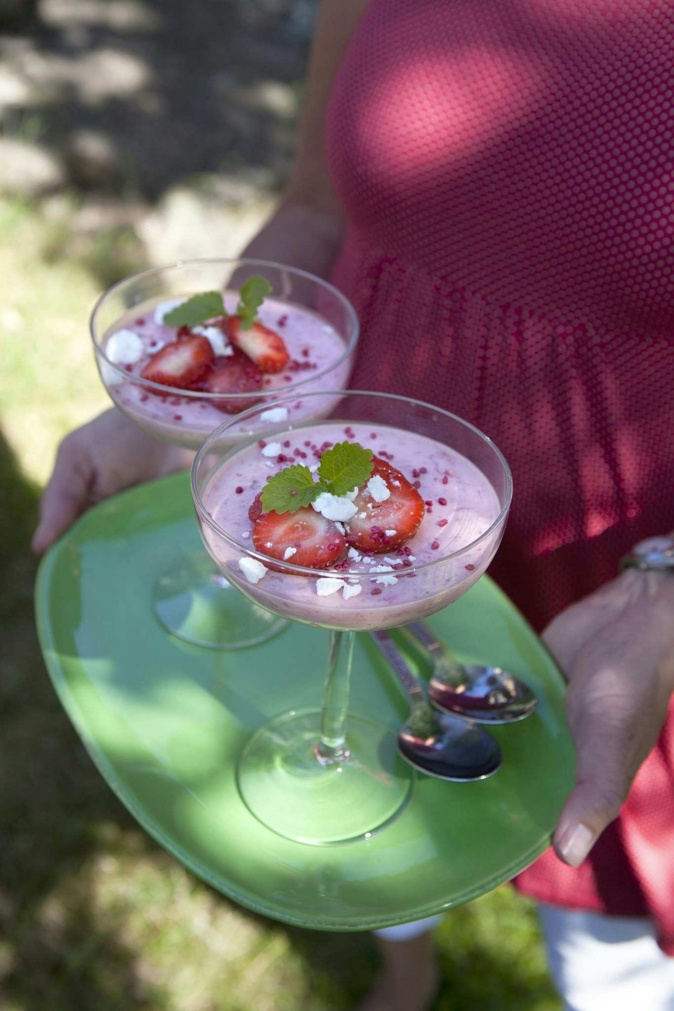 Fräsch jordgubbsmousse med citron