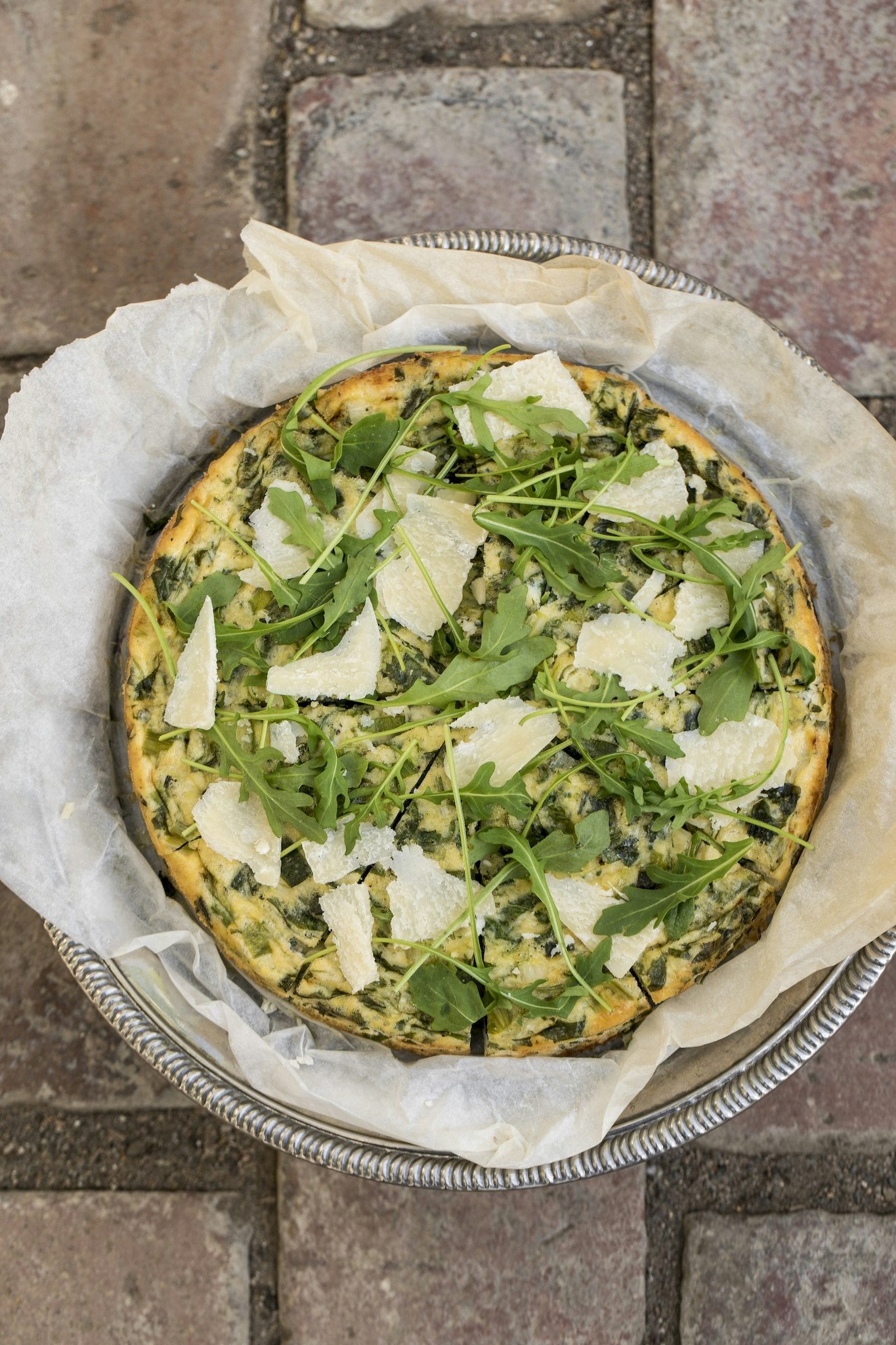Frittata med rucola och parmesan