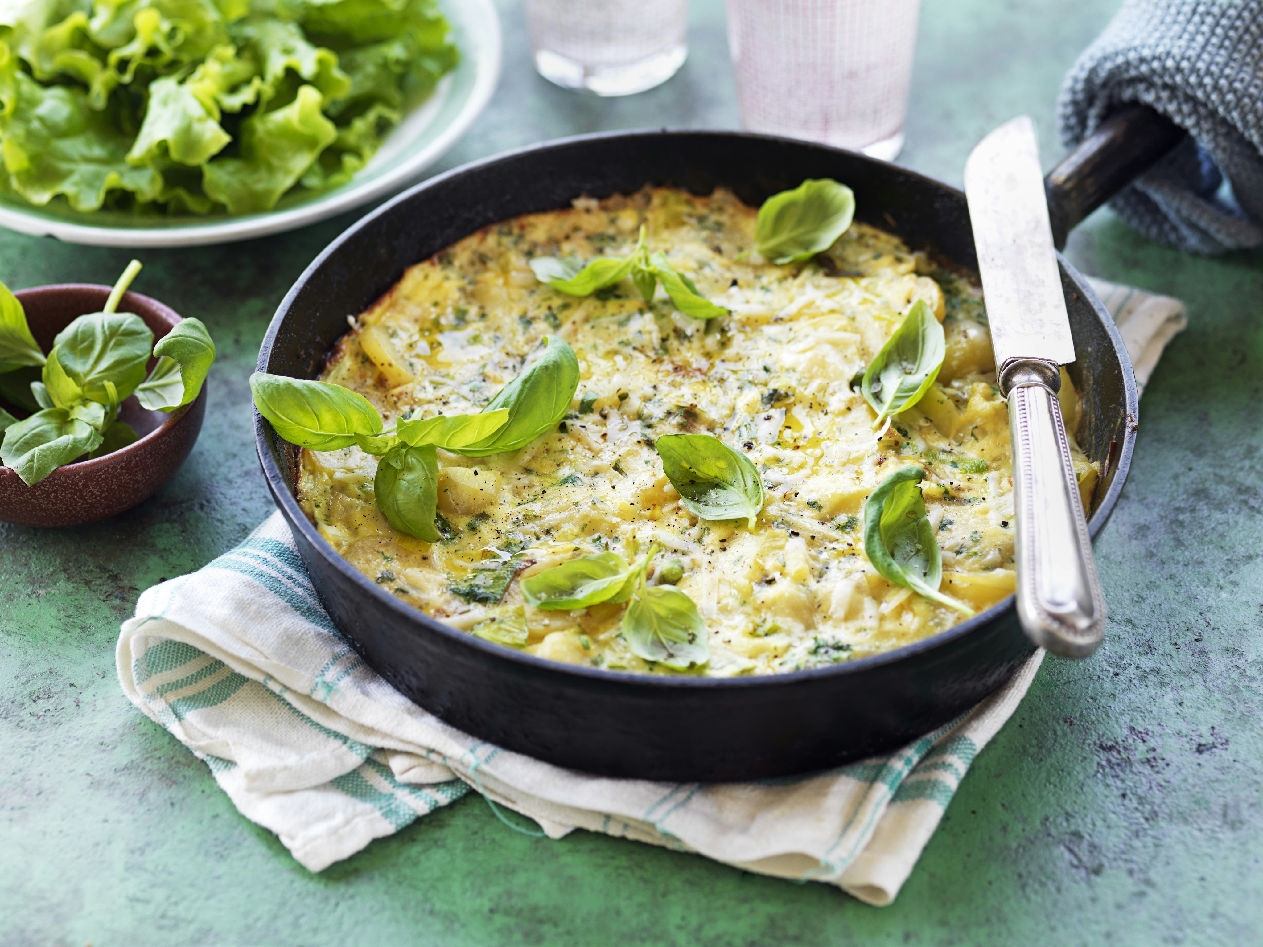 Frittata med potatis, parmesan och örter