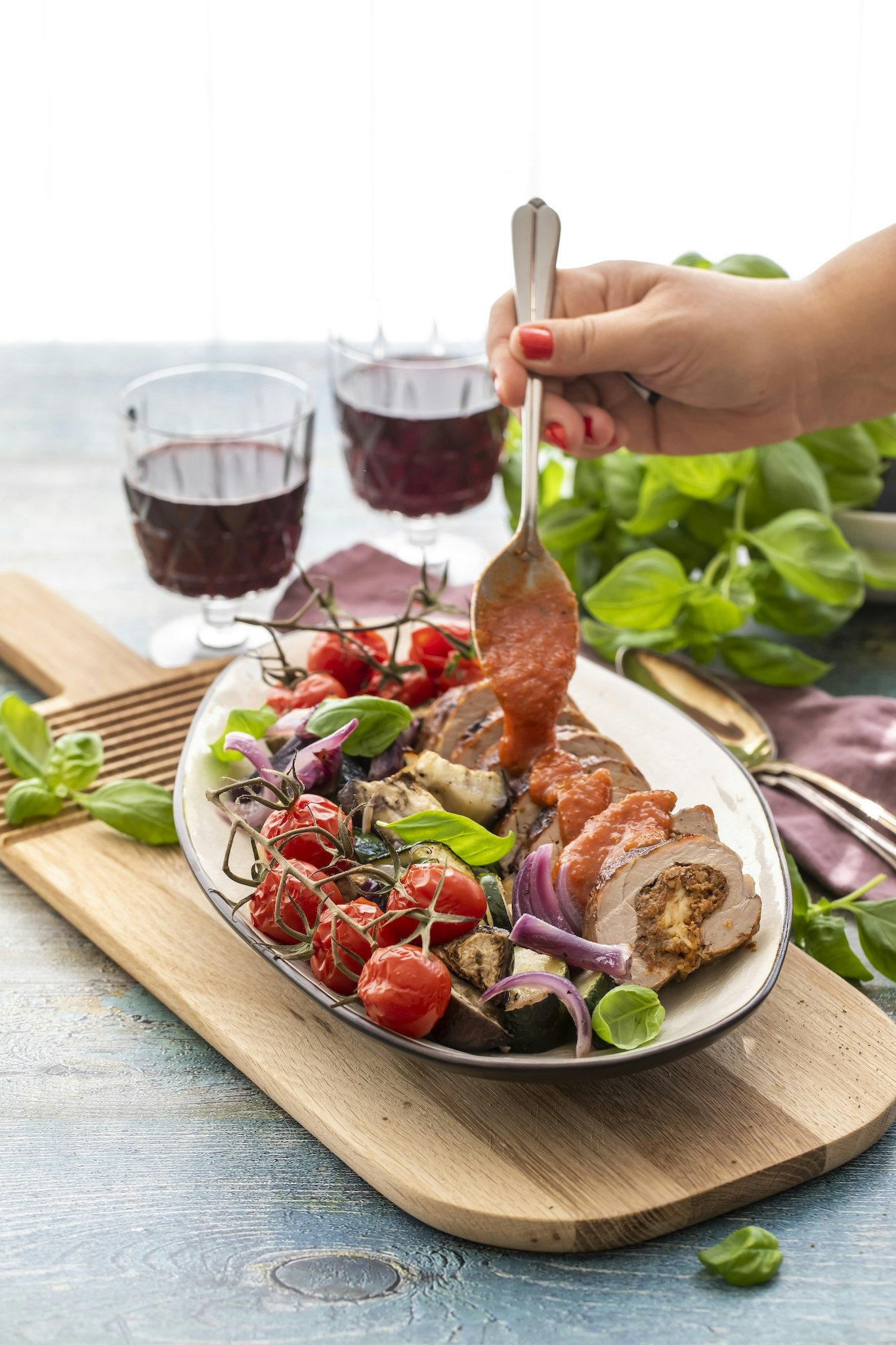 Fylld fläskfilé med soltorkad tomat och mozzarella