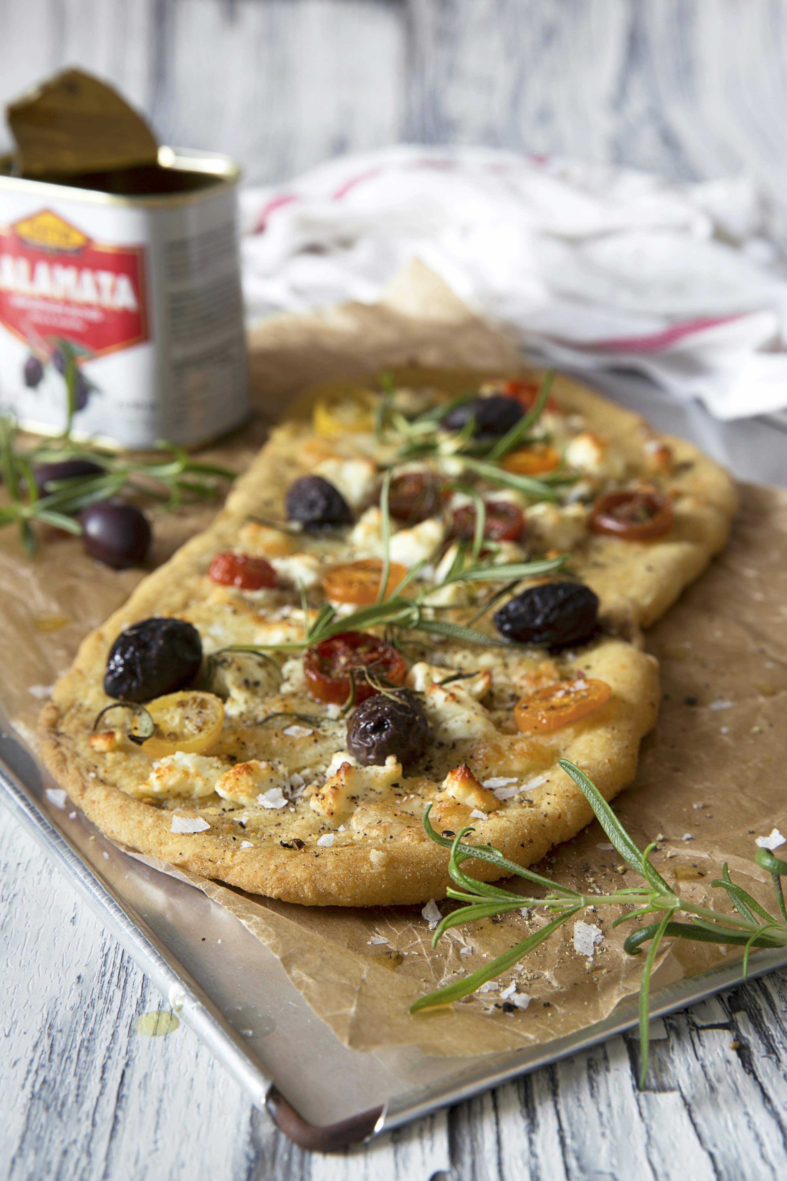 Glutenfri pizza bianco med två sorters ost