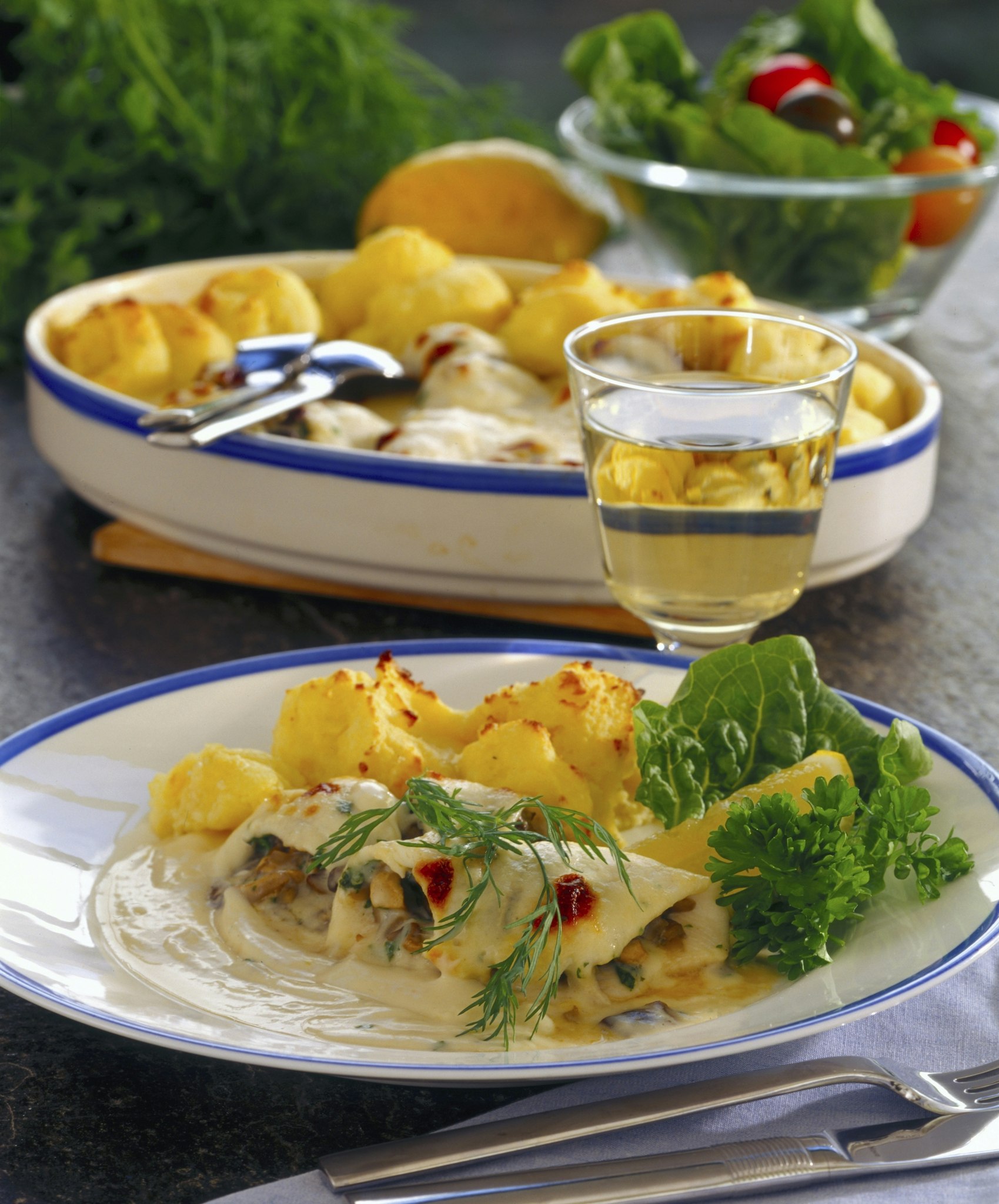 Gratäng med svampfylld spättafilé