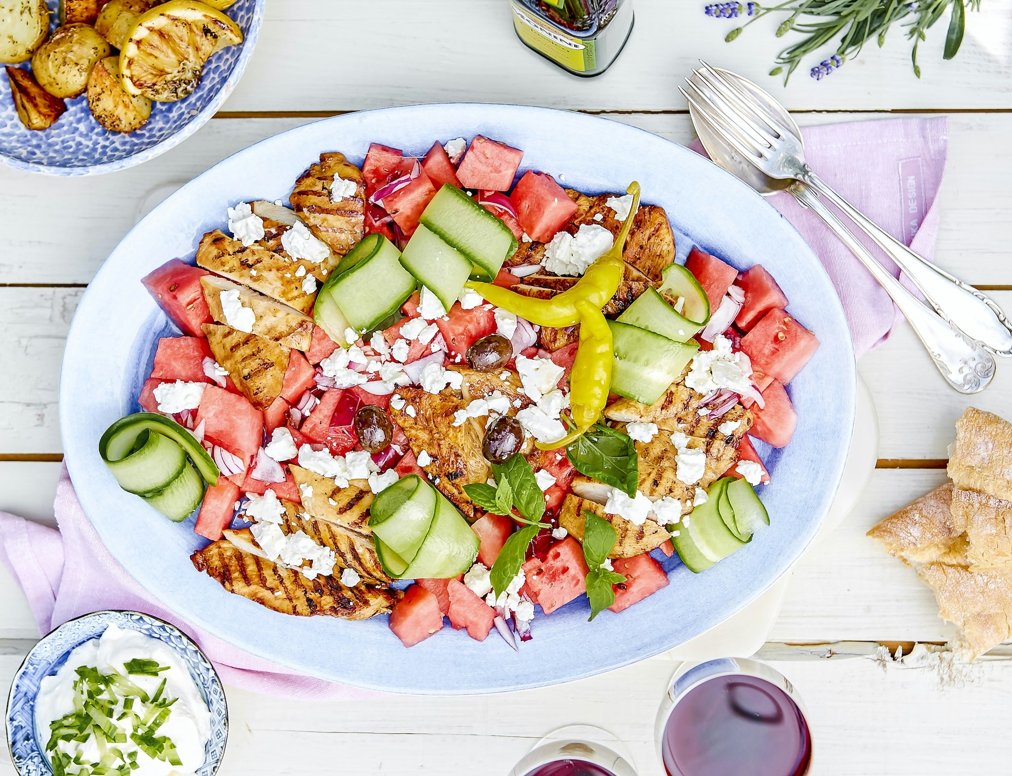 Grekisk kycklingsallad med tsatsiki