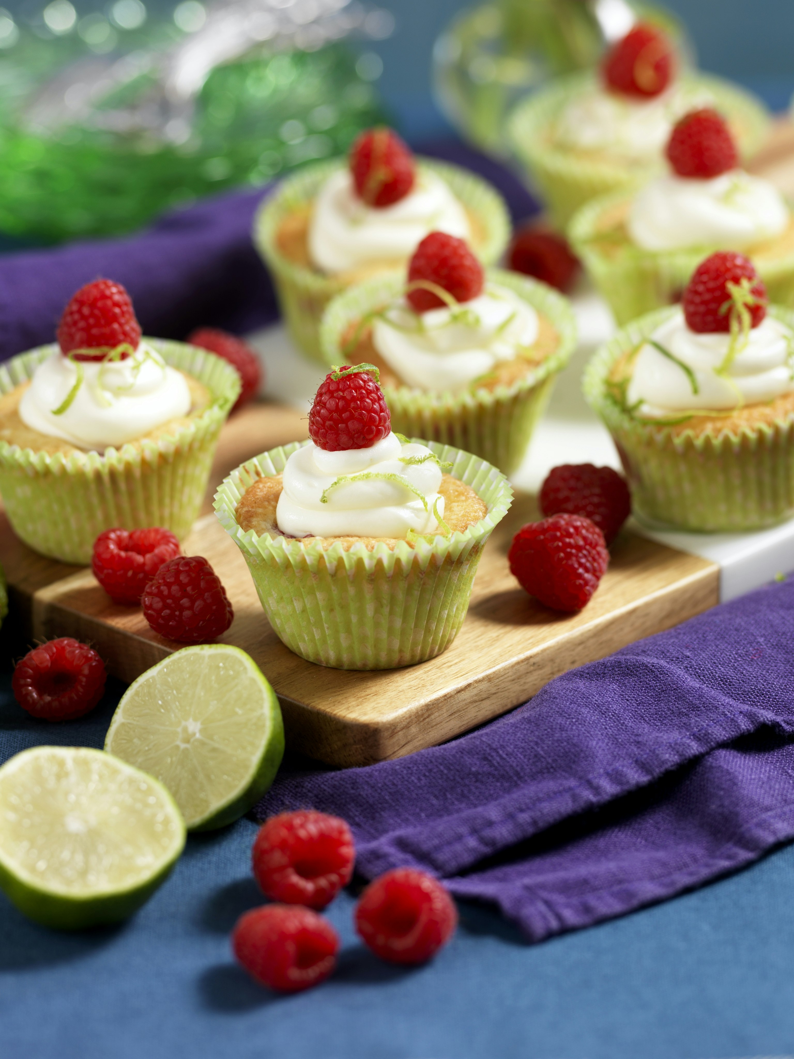 Hallonmuffins med limefrosting