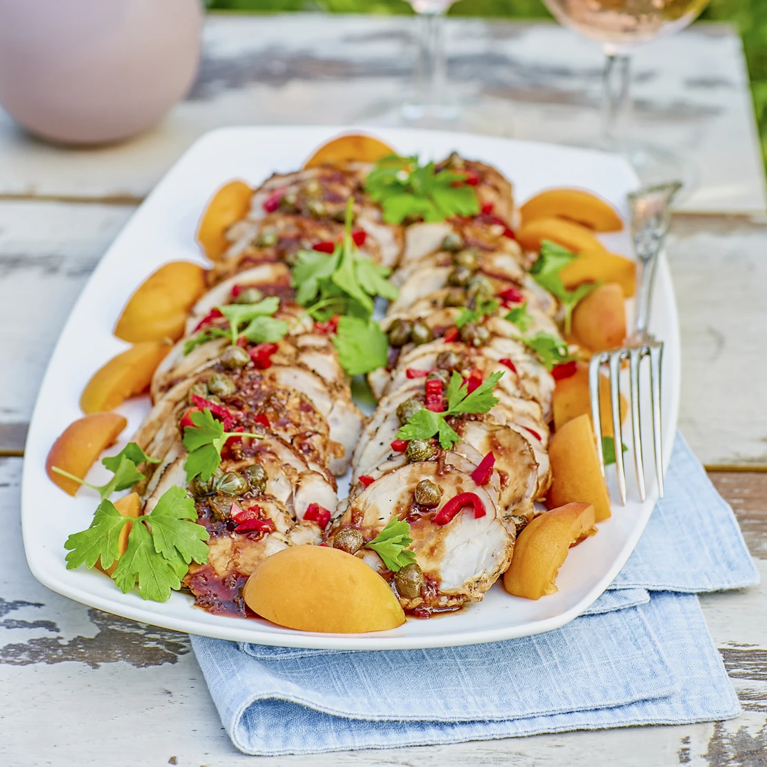 Helstekt fläskfilé i smakrik sås