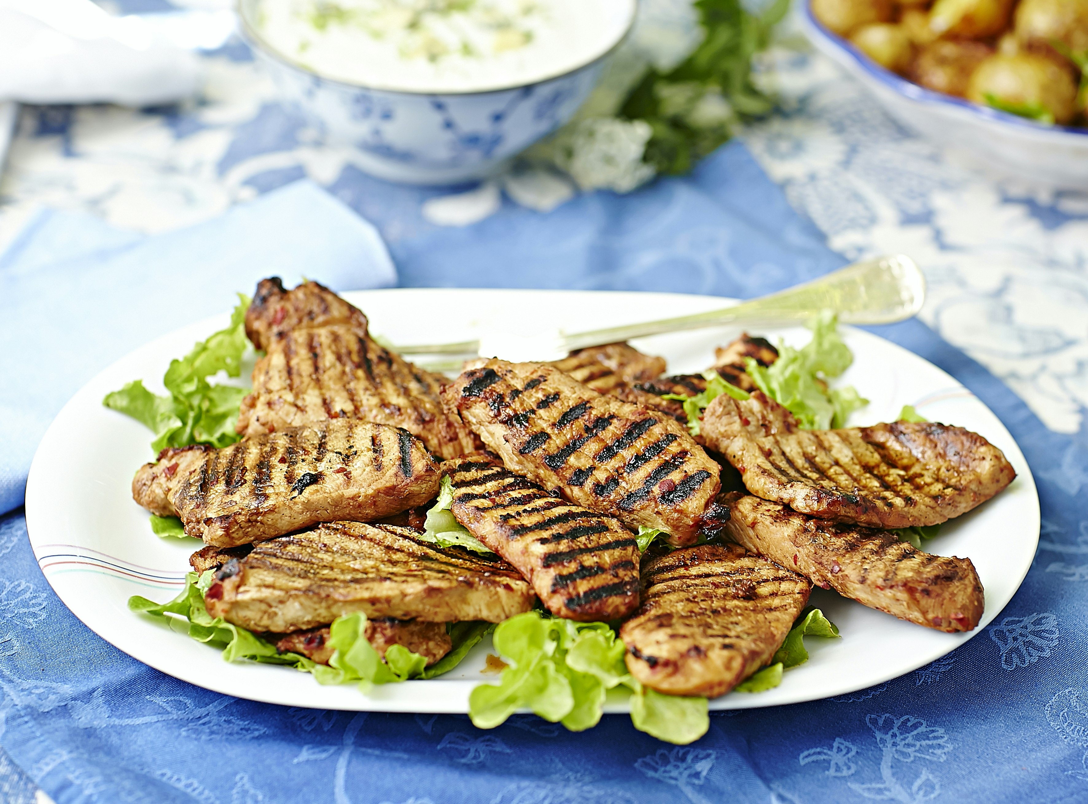 Honungs- och ingefärsgrillad kotlettrad