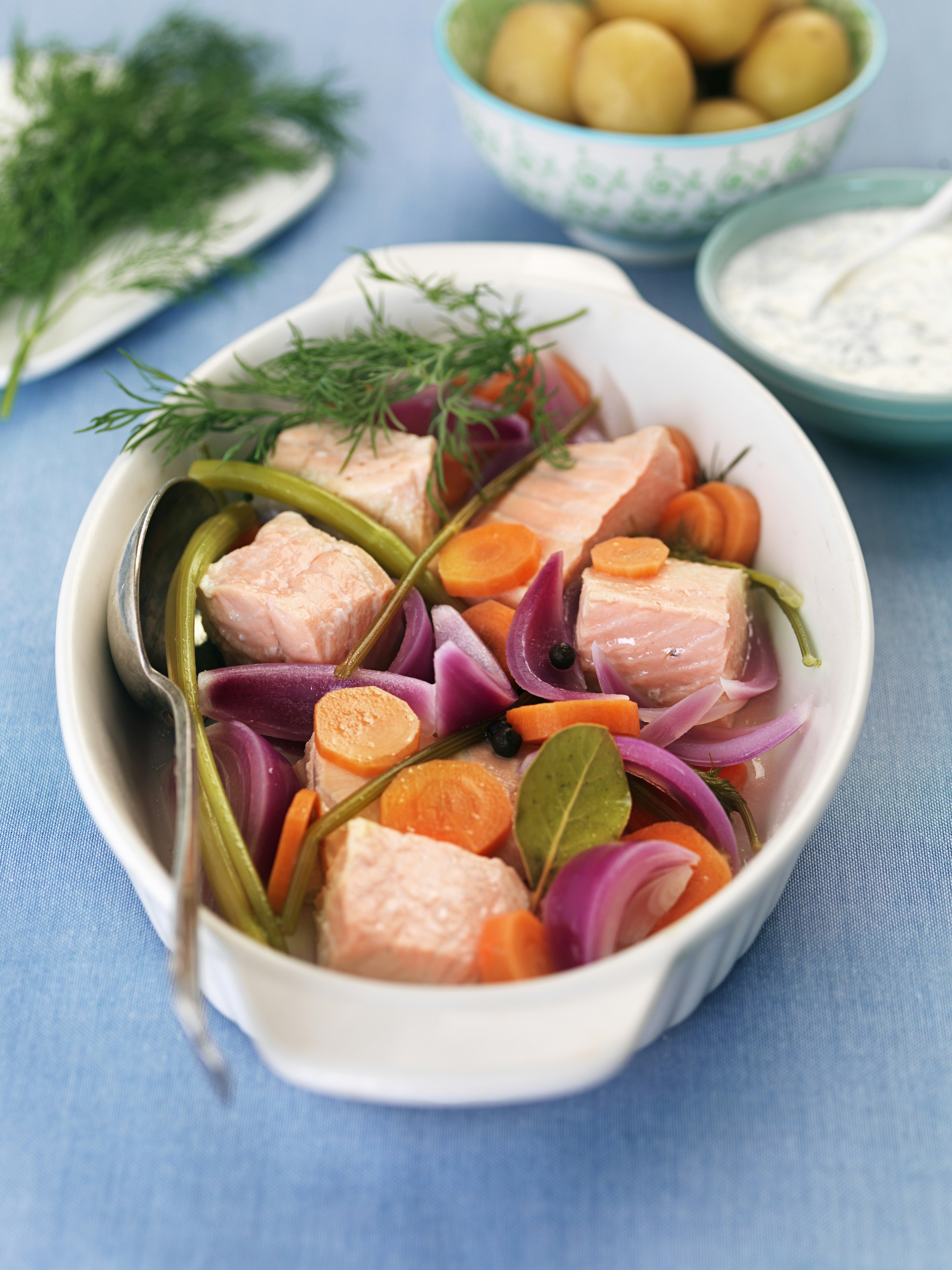 Inkokt lax med dillcrème