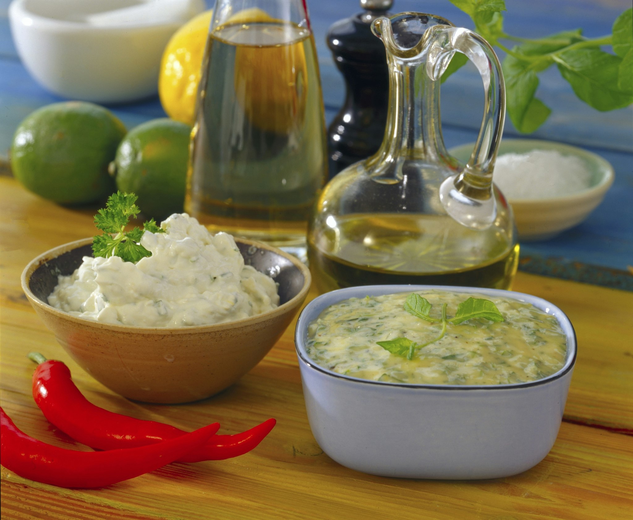 Italiensk örtsås och orientalisk aioli