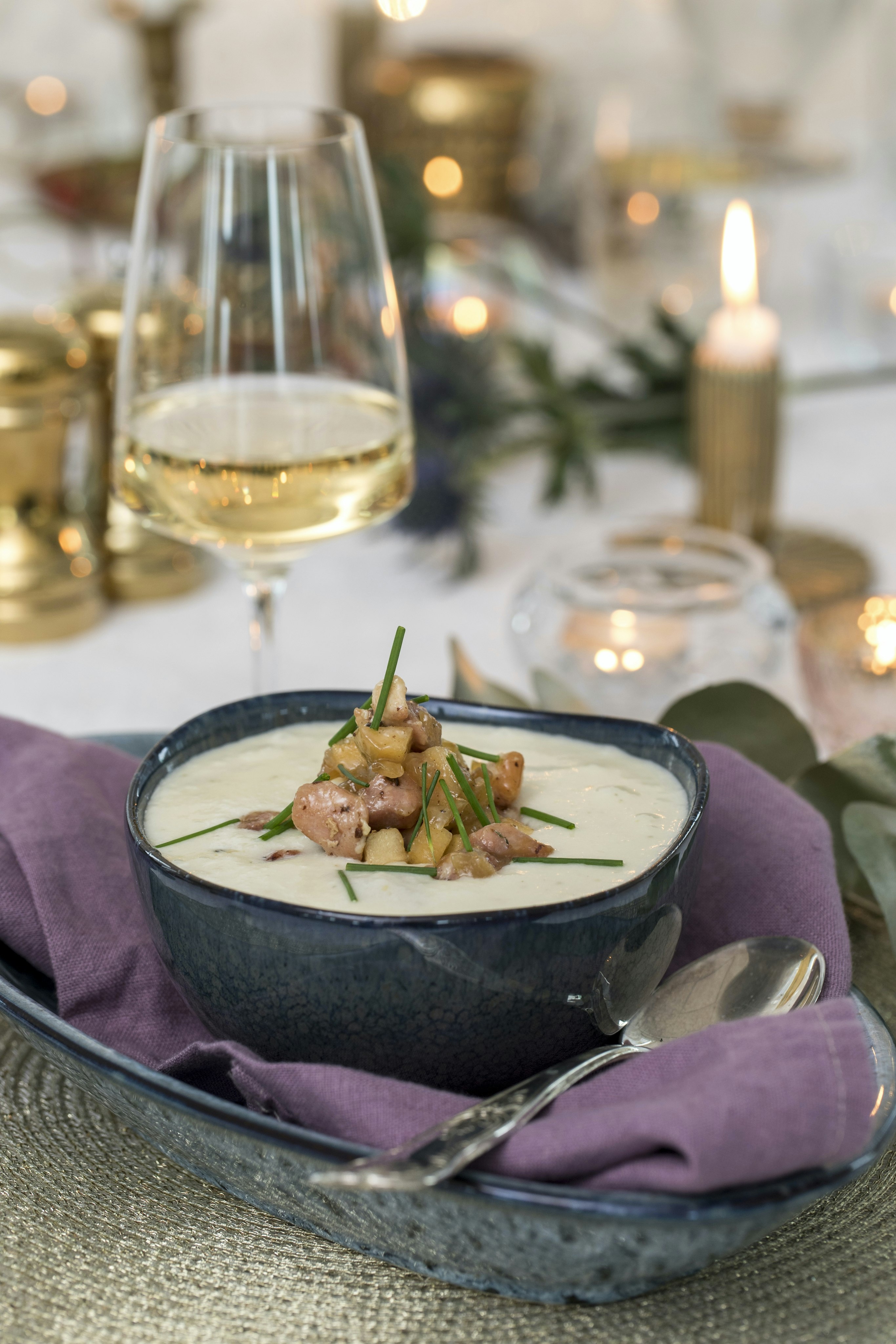 Jordärtskockssoppa med äpple och rökt fläsk