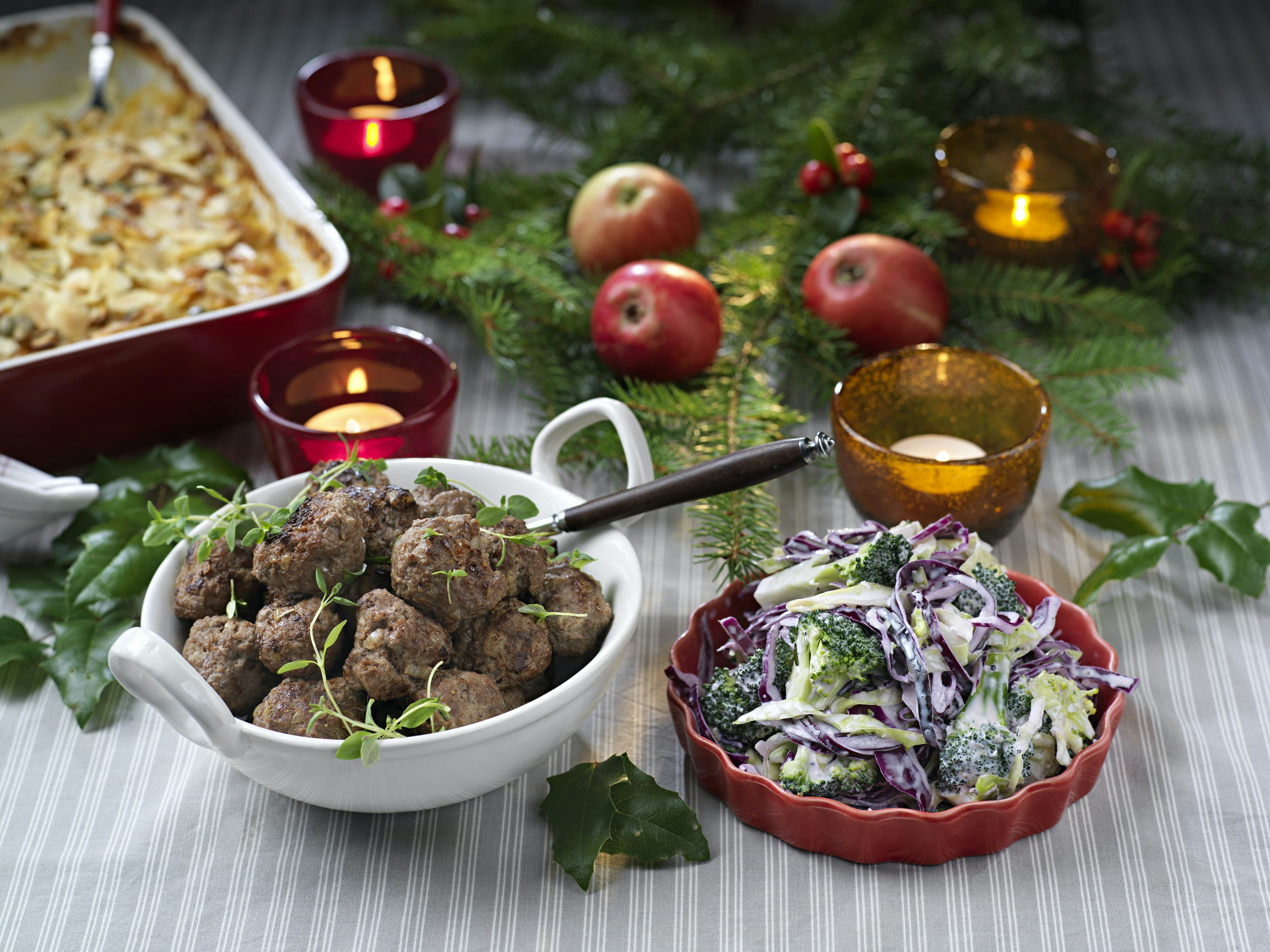 Julköttbullar med sting av fem kryddor