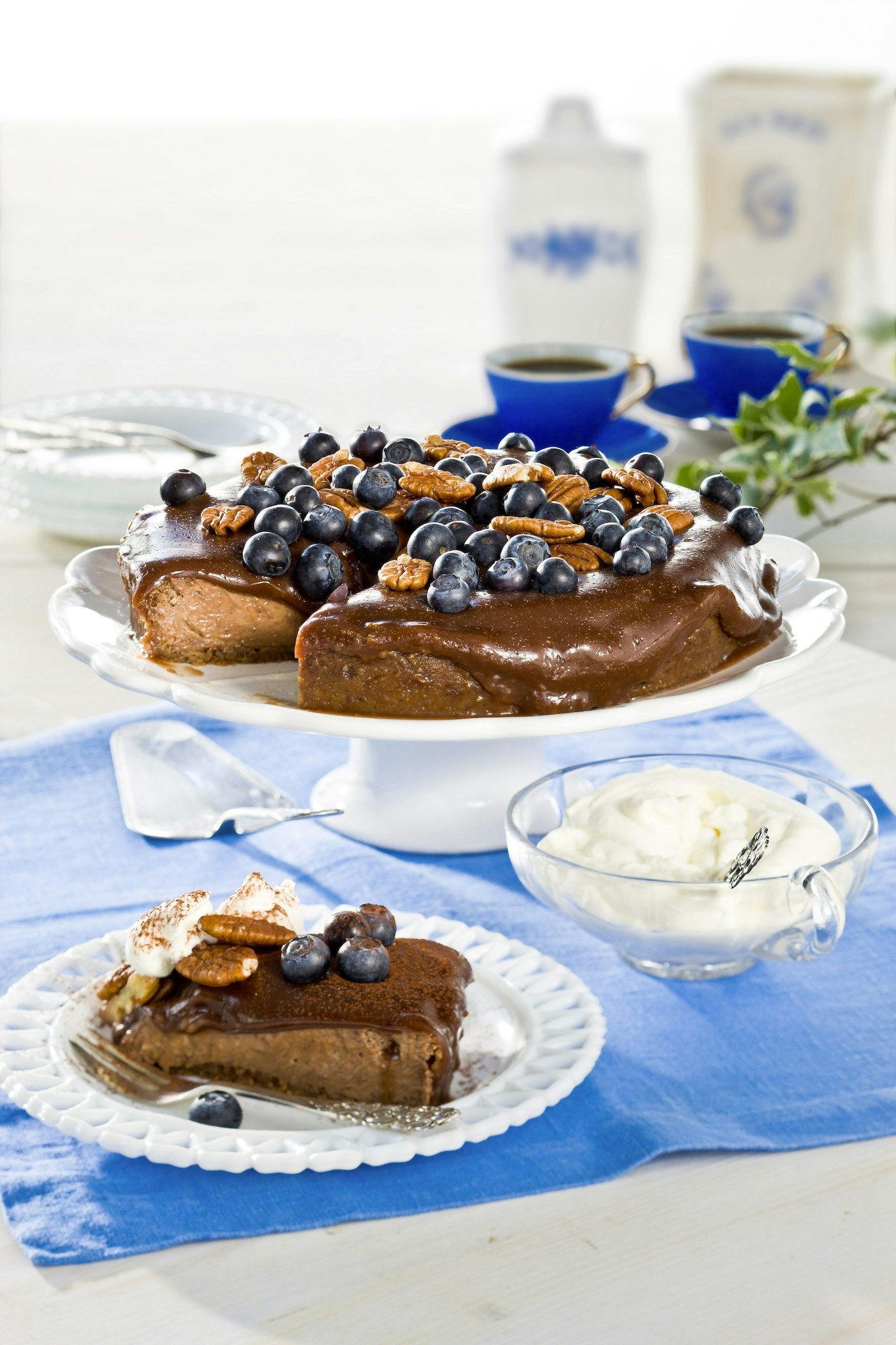 Kaffe- och chokladcheesecake med chokladkola