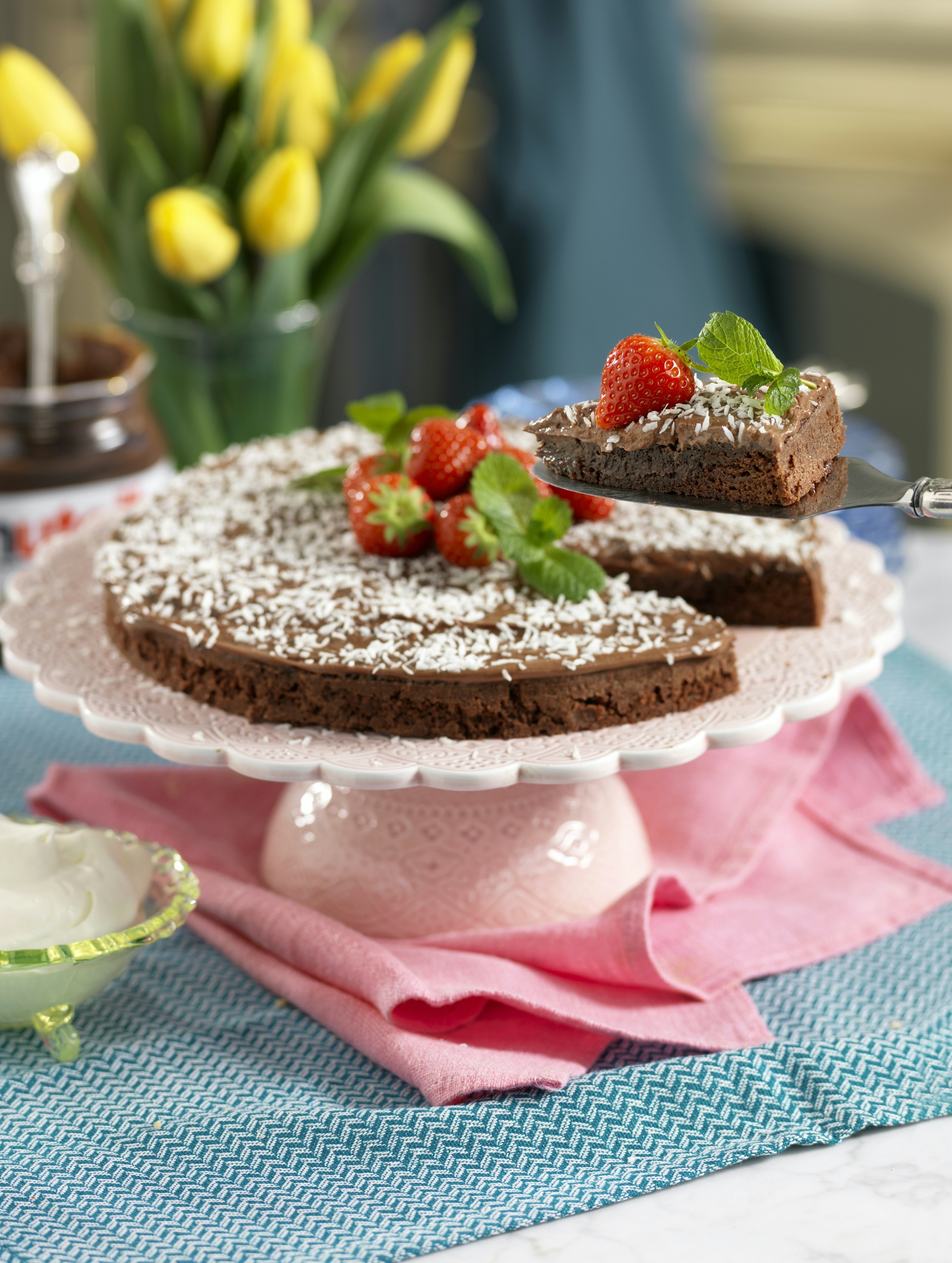 Kladdkaka med nutellaglasyr Kladdkaka med nutellaglasyr