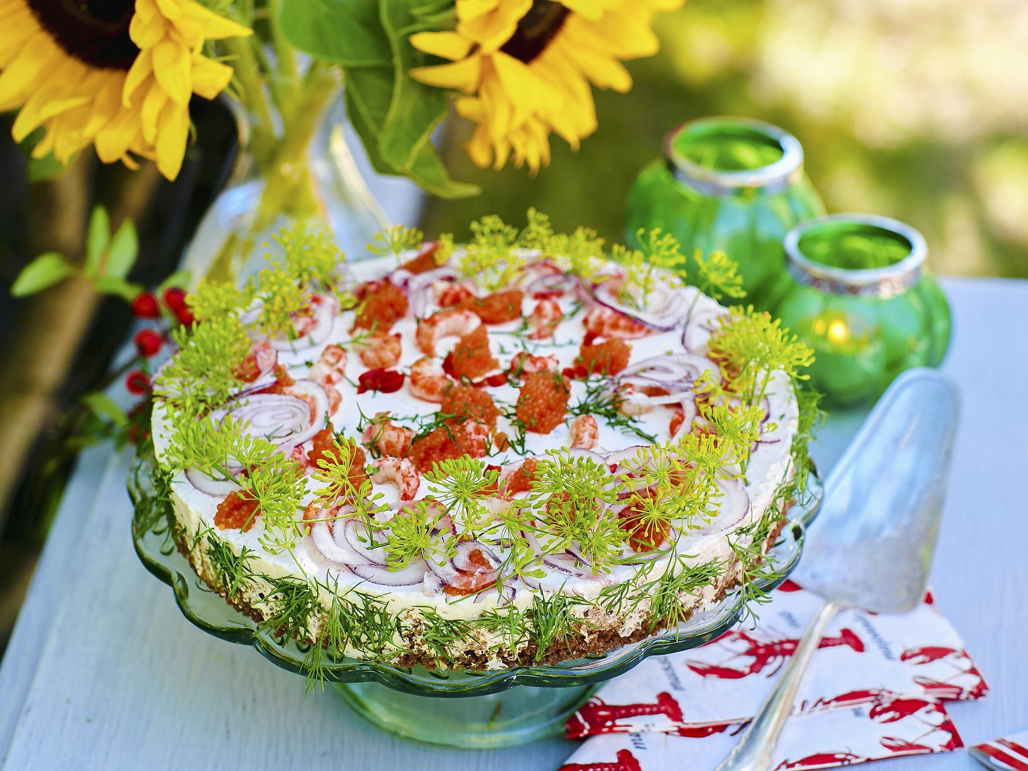 Kräftcheesecake med kavringsbotten