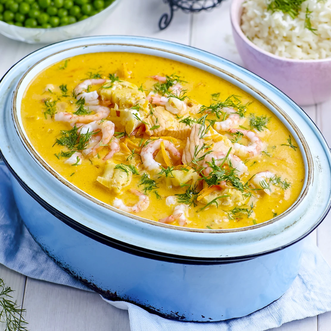 Krämig fiskgryta med räkor och dill