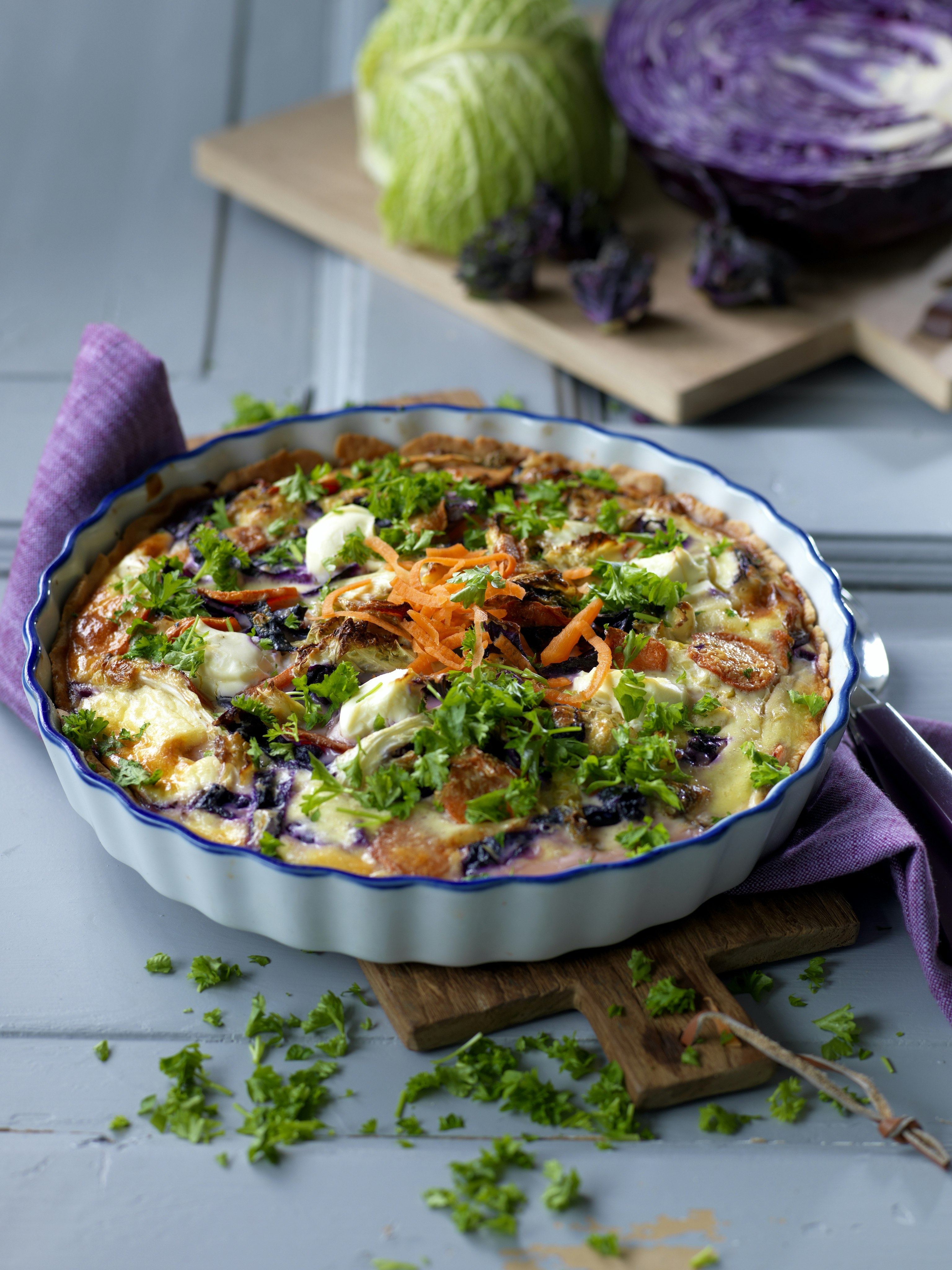 Krämig höstpaj med kål och kesella