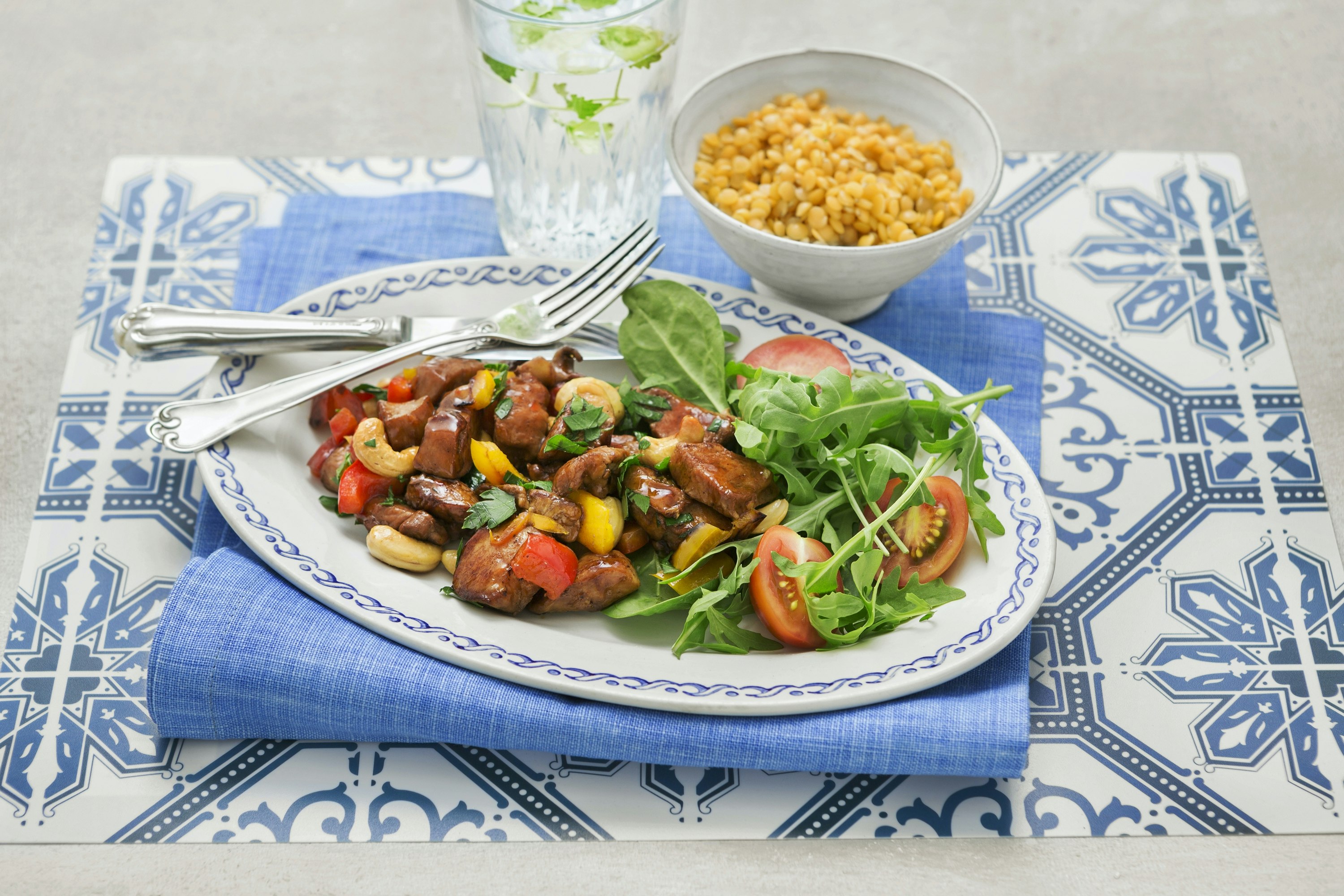 Kycklingwok med cashewnötter