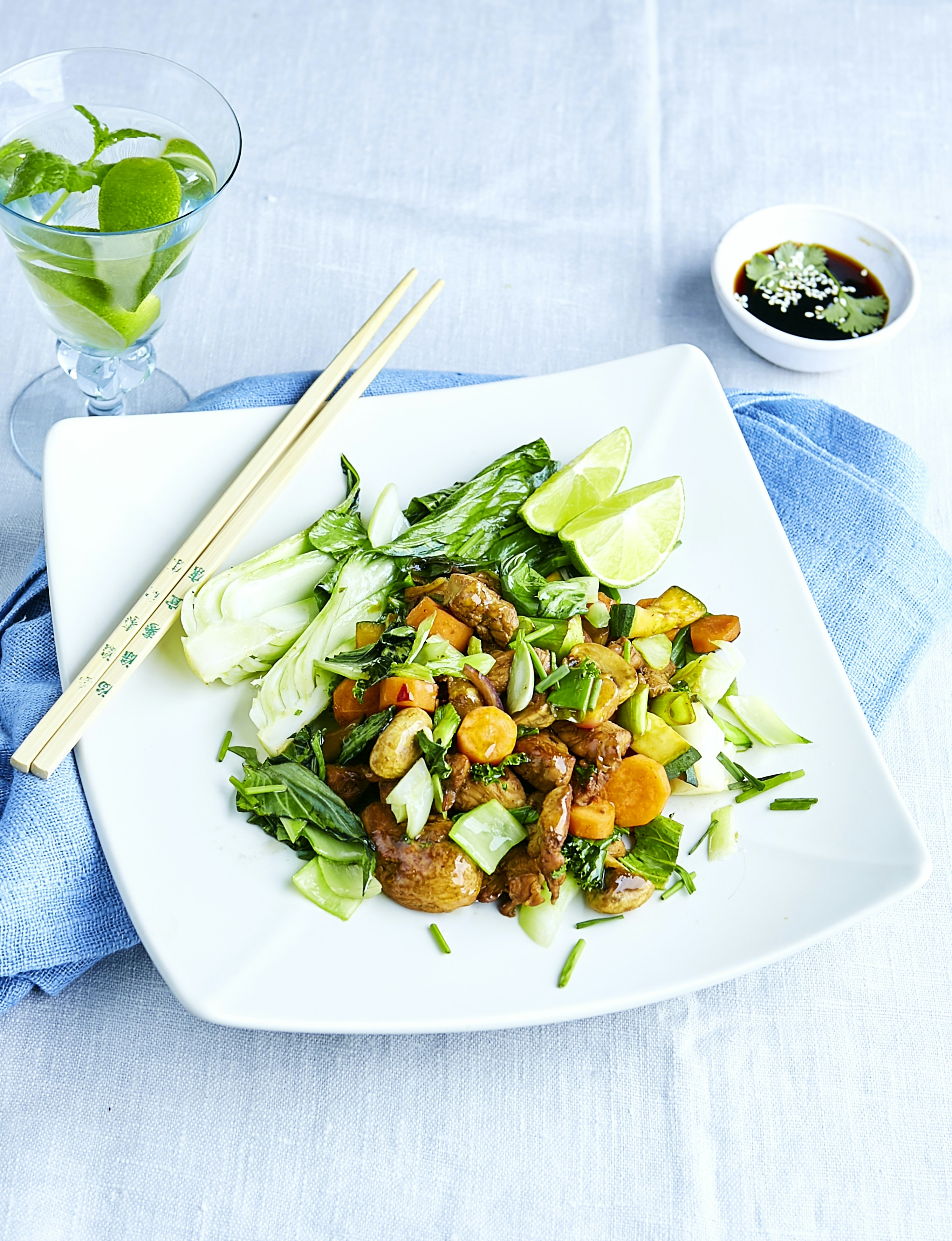 Kycklingwok med chili och ingefära