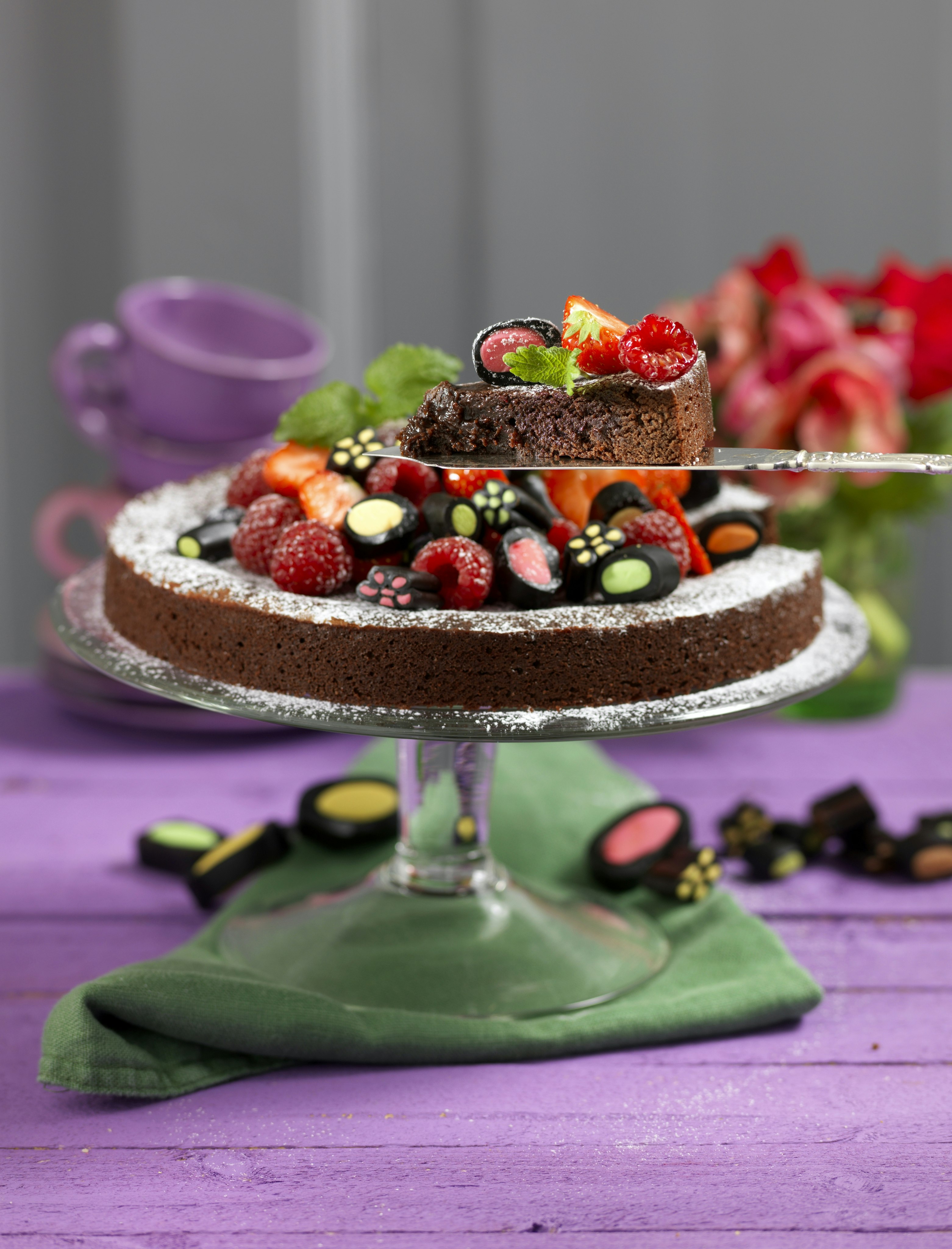 Lakritskladdkaka med hallon