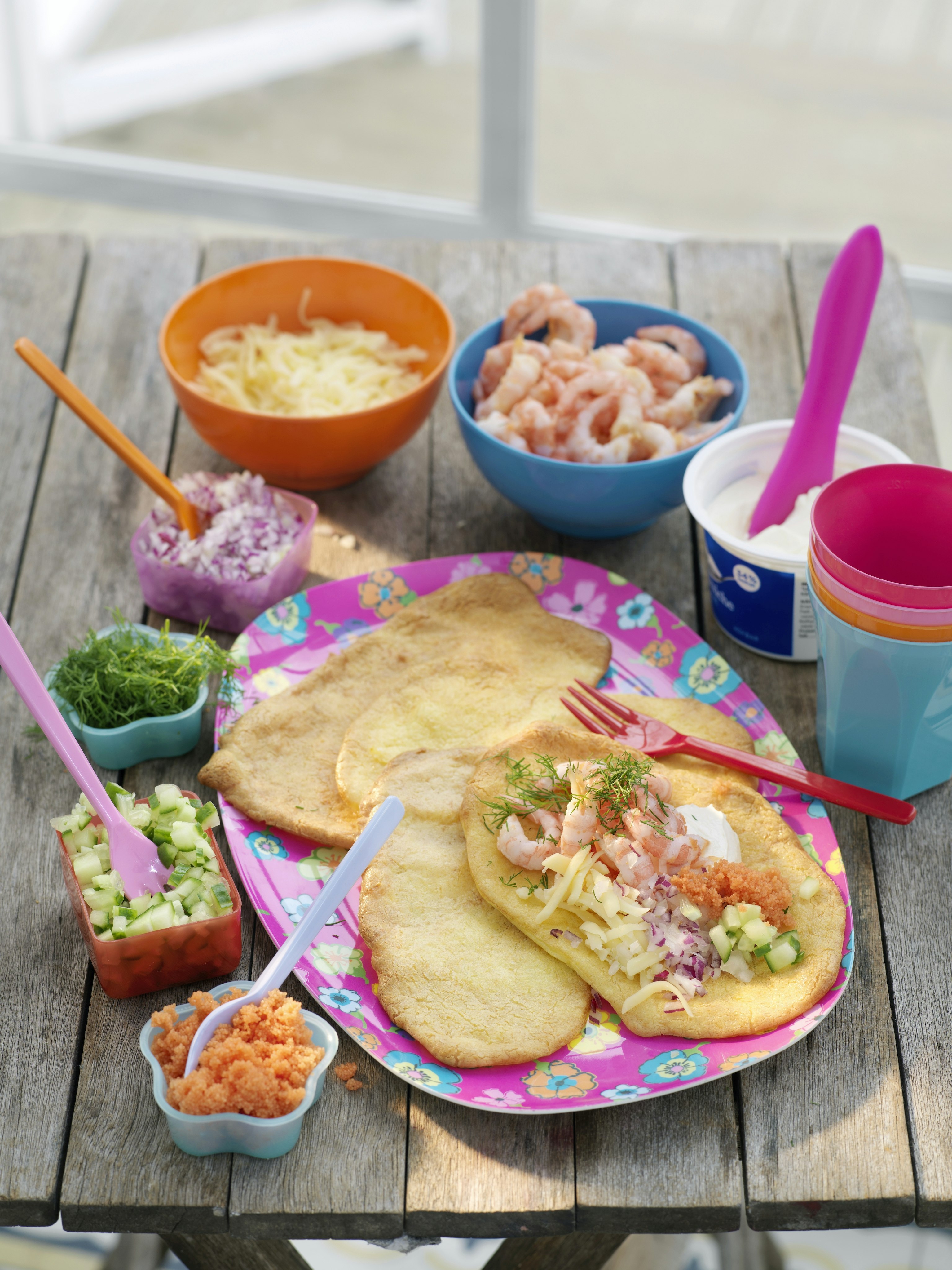 Halloumi-langos med räkor