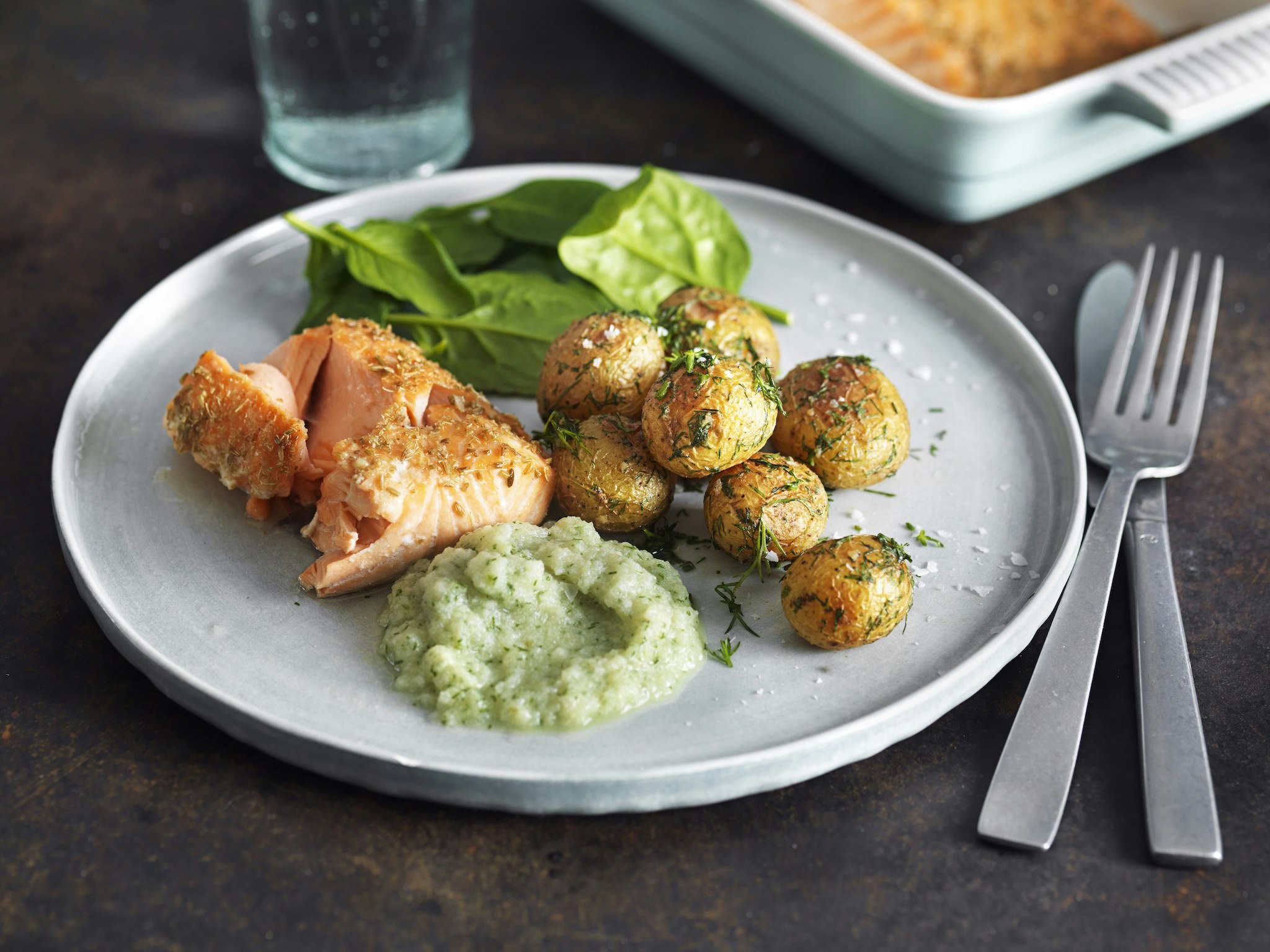 Lax med dillpotatis och fänkålspuré