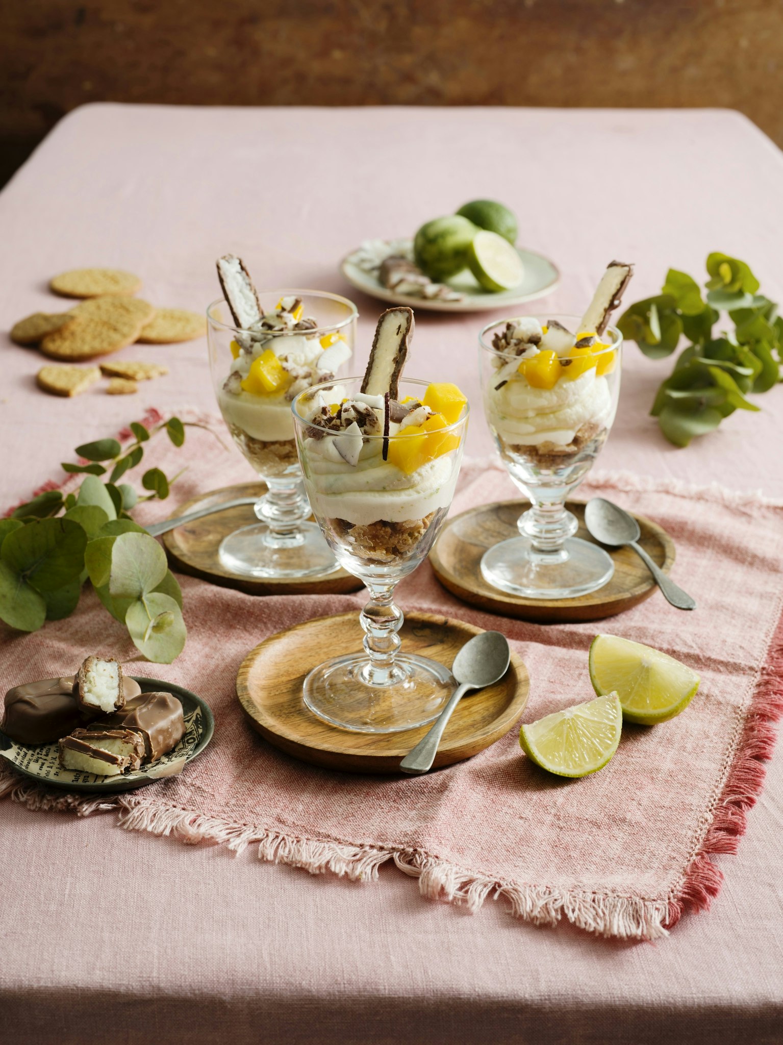 Lime-cheesecake med mango och Bounty