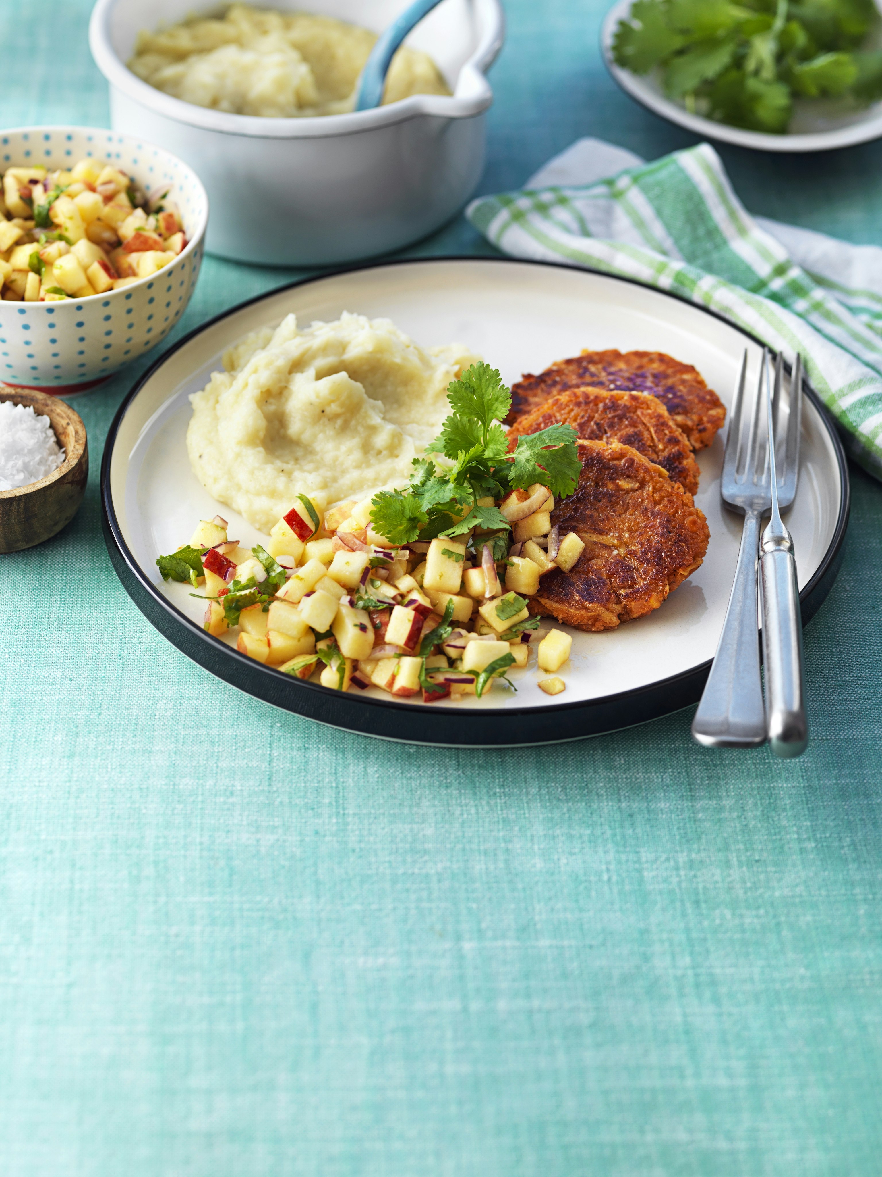 Linsbiffar med selleripuré