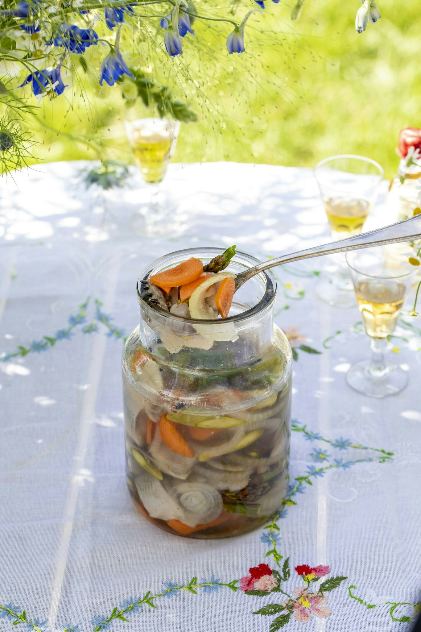 Löksill med grön sparris