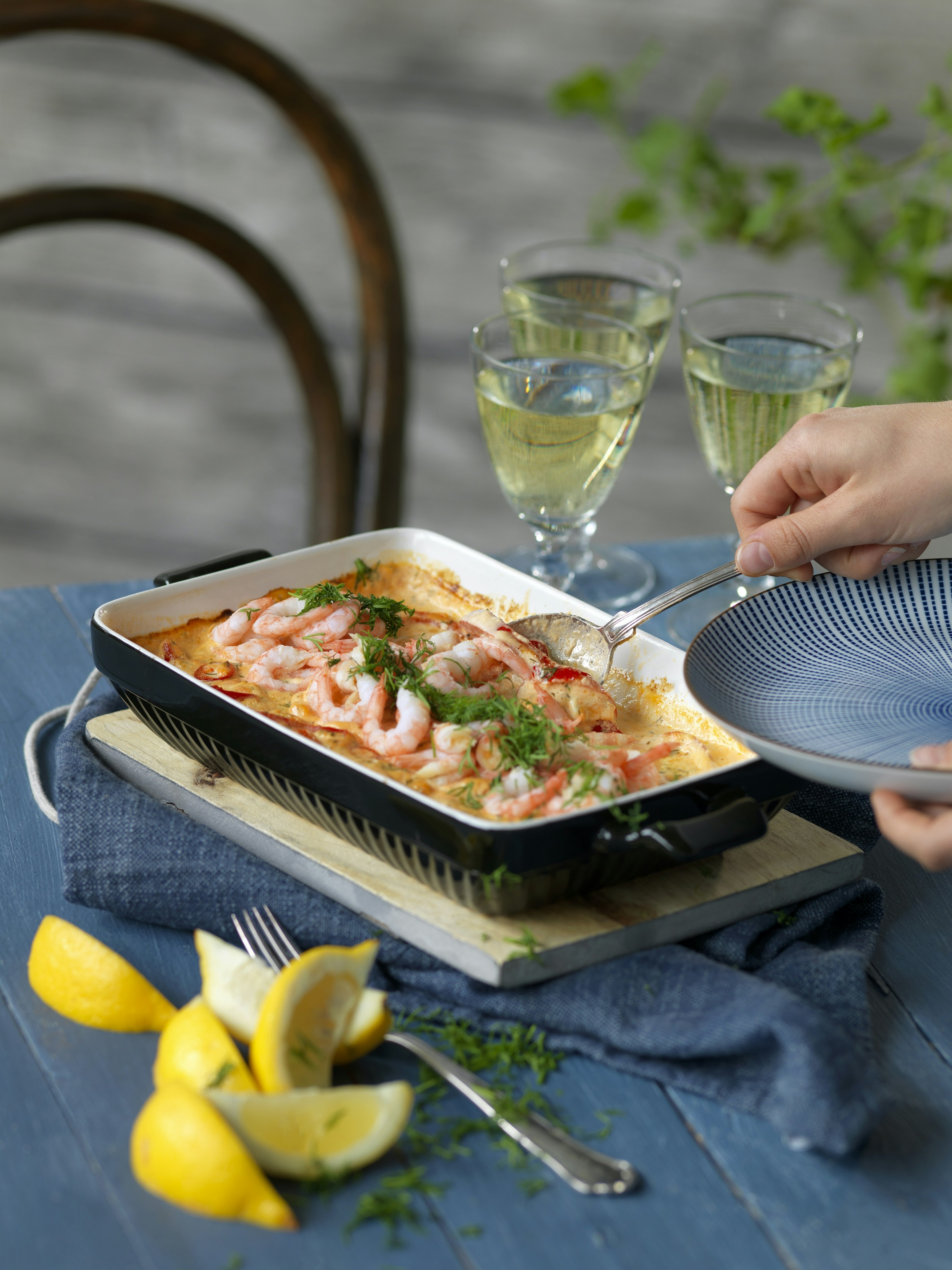 Lyxig torsklåda med räkor