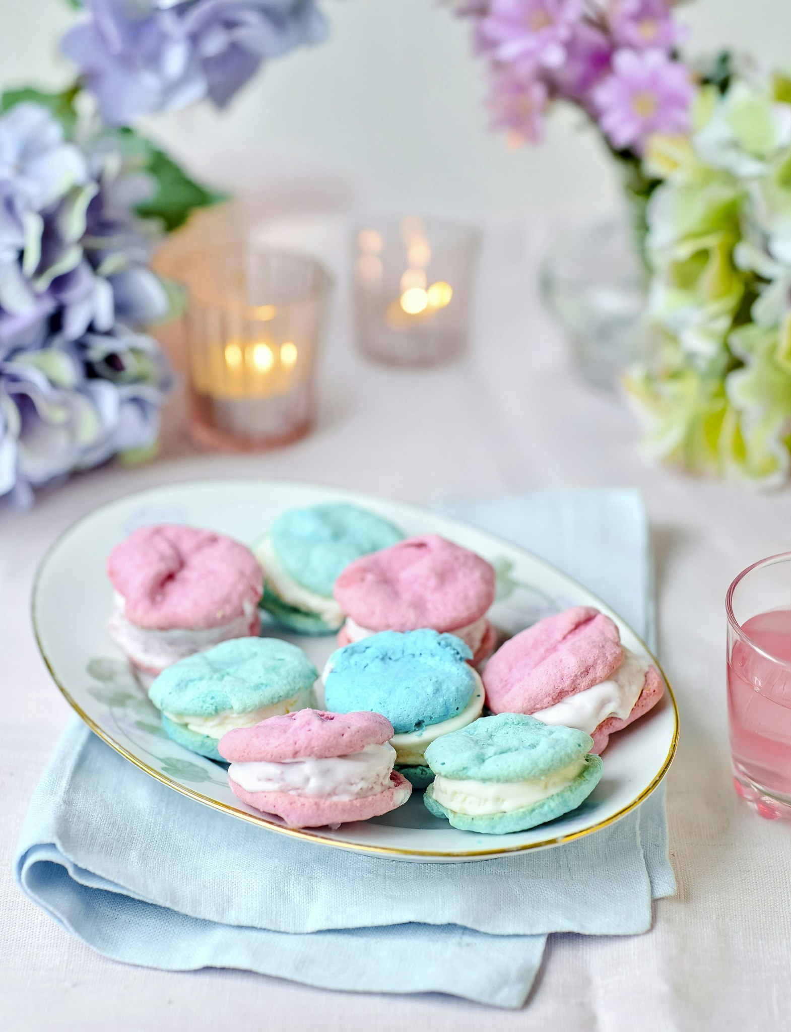 Macarons ice cream sandwich