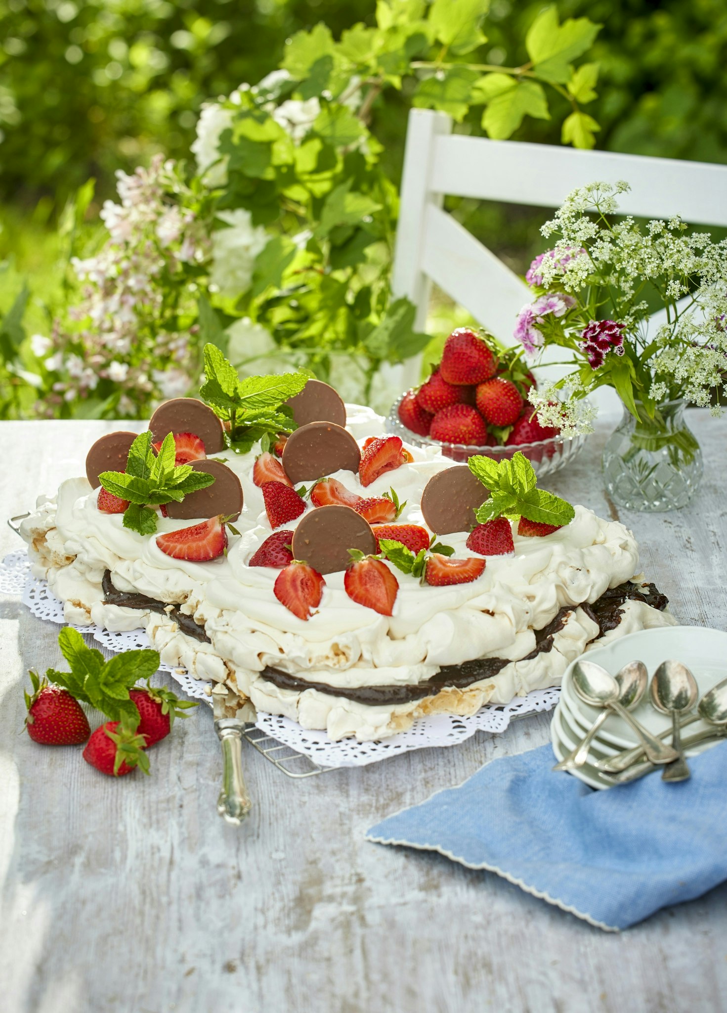 Marängtårta med chokladkräm