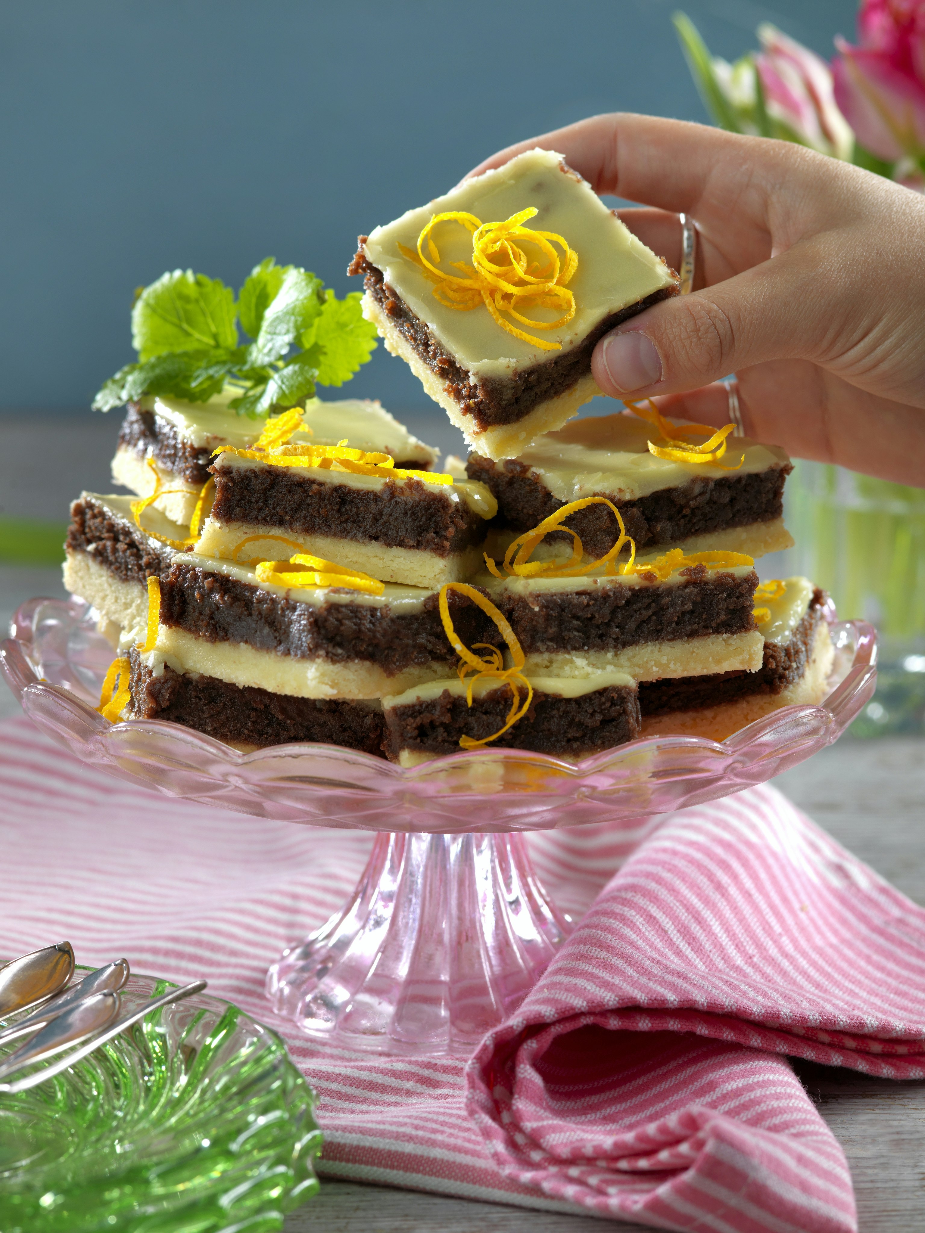 Mazarinrutor i långpanna med choklad och apelsin